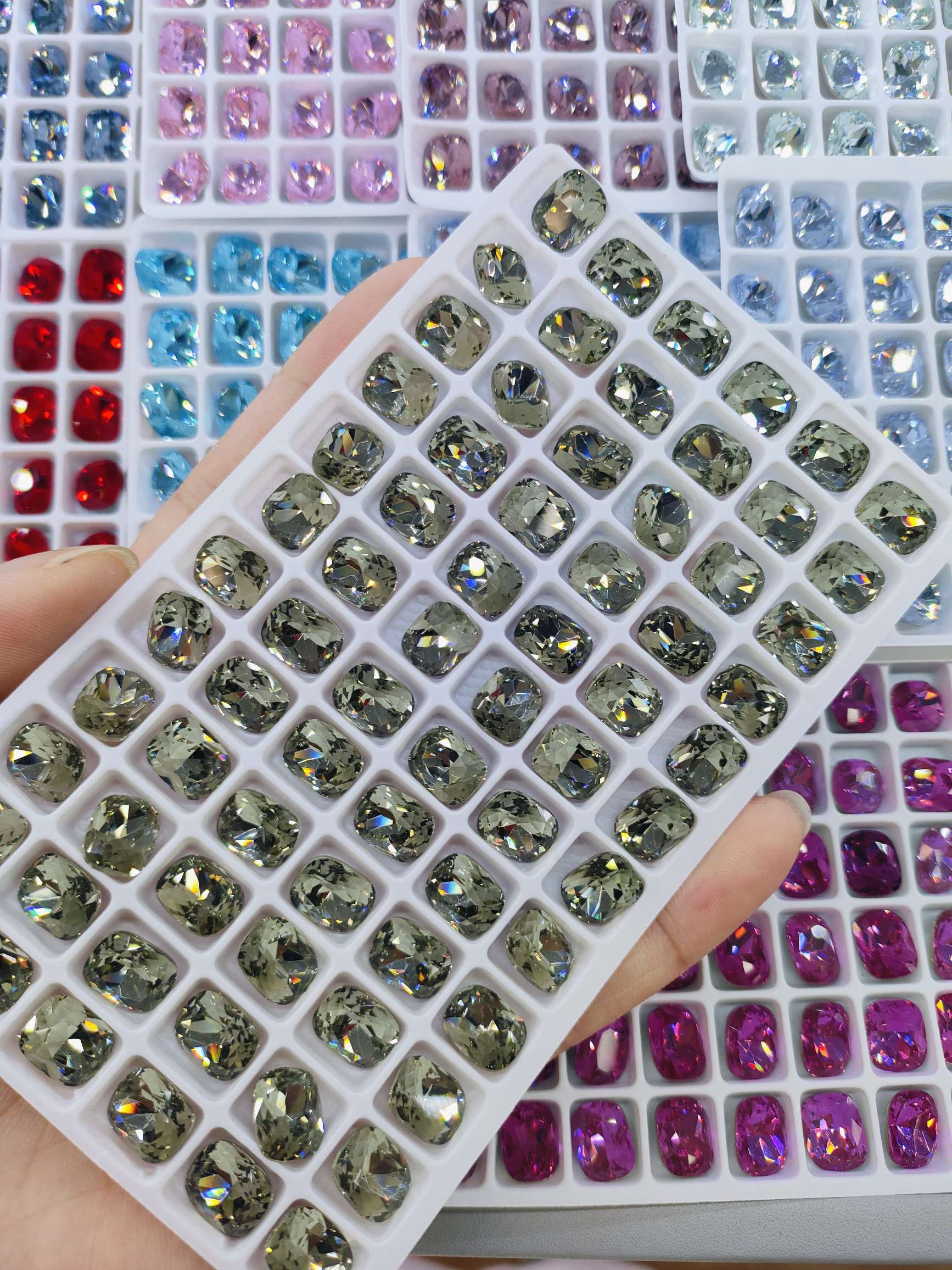 独特设计手工DIY饰品配件 美丽耀眼水晶装饰 水晶合金精致饰品配件