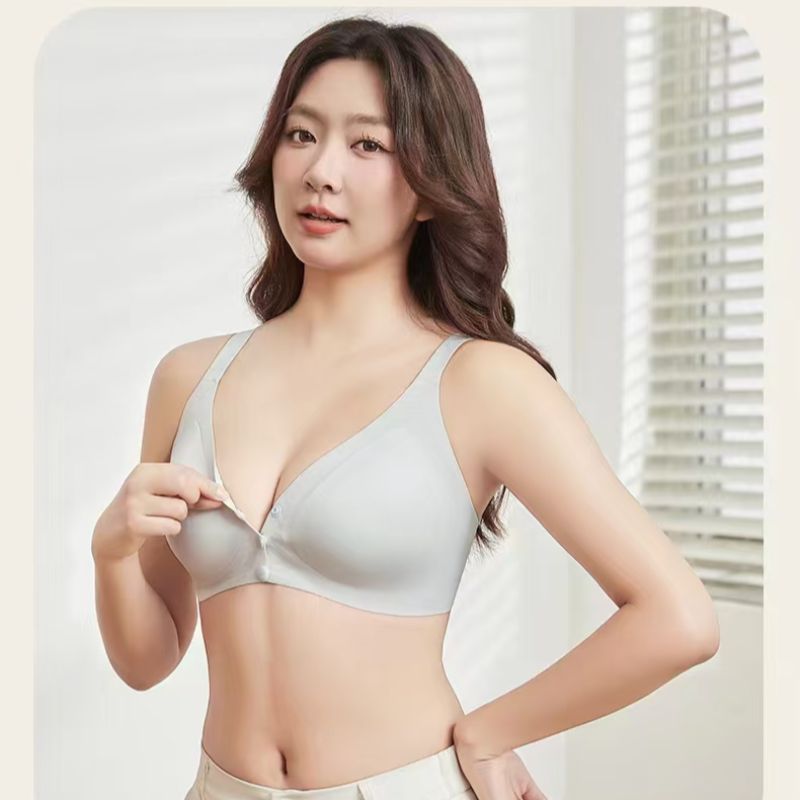 Front-buttoned lingerie: Women's large breasts make smaller ones look smaller. Summer seamless thin, seamless ice silk bra Item Picture