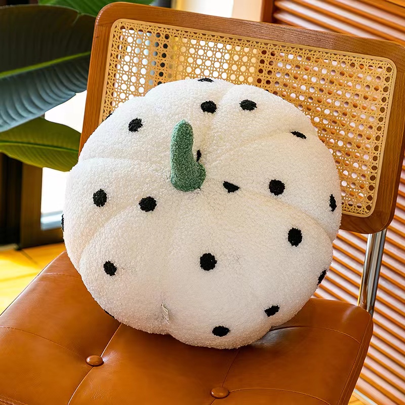 Nordic minimalist InS-style pumpkin plush pillow, lambskin pile bay window sofa pillow with cute pumpkin toys Application Scenario