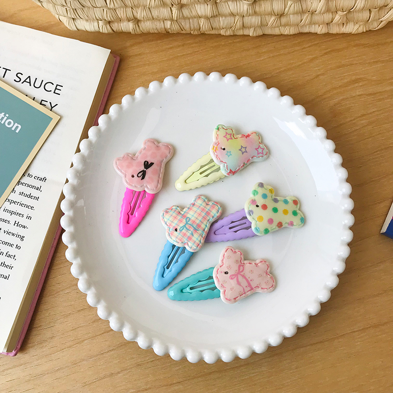 The 2024 new cute cartoon rabbit bb clip is a children's fashionable and versatile rabbit hair clip that won't damage hair bands or hair accessories Specification image