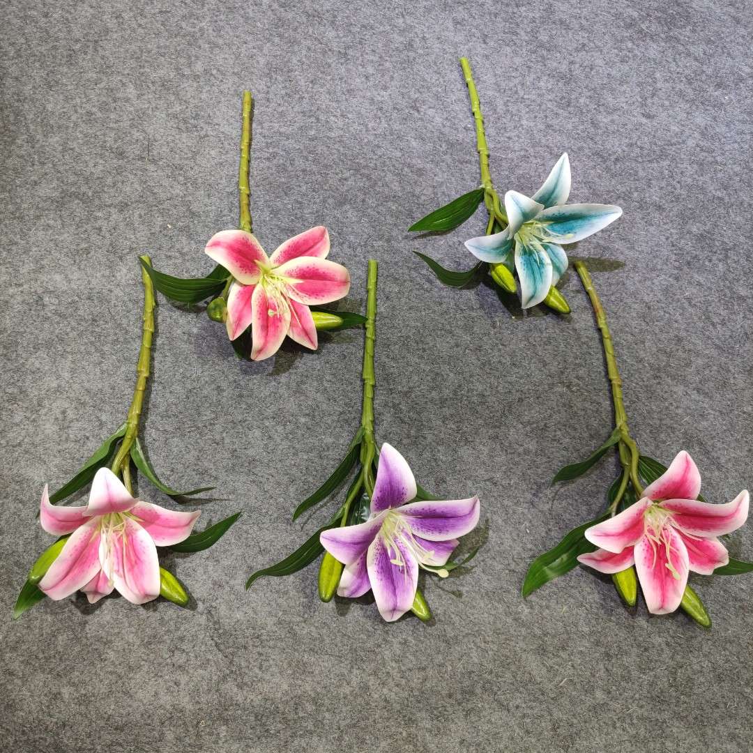Artificial lily manufacturers wholesale various specifications of lilies, three-flower and one-bud artificial flowers, wedding decoration, home decoration and display