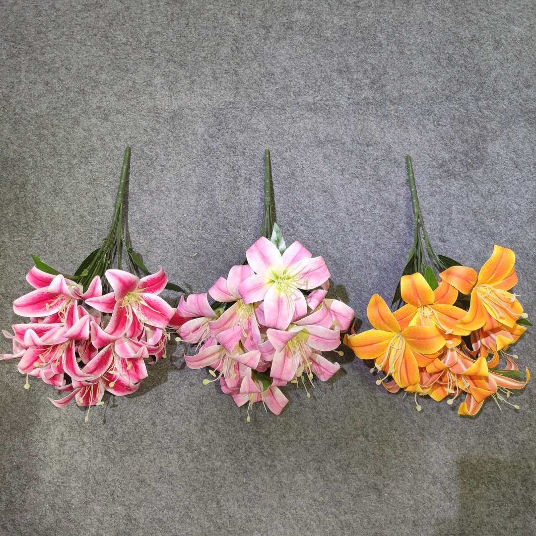 Artificial lily manufacturers wholesale various specifications of lilies, three-flower and one-bud artificial flowers, wedding decoration, home decoration and display detail image 14