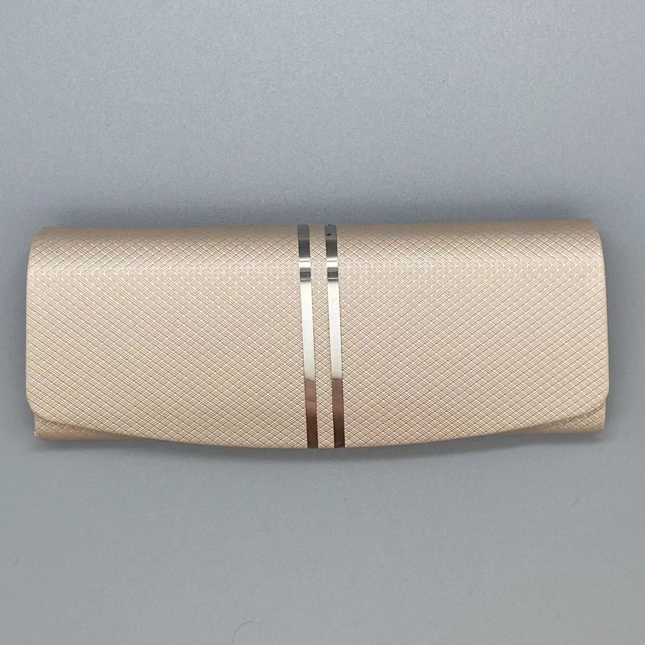 Fashionable eyewear case details Picture