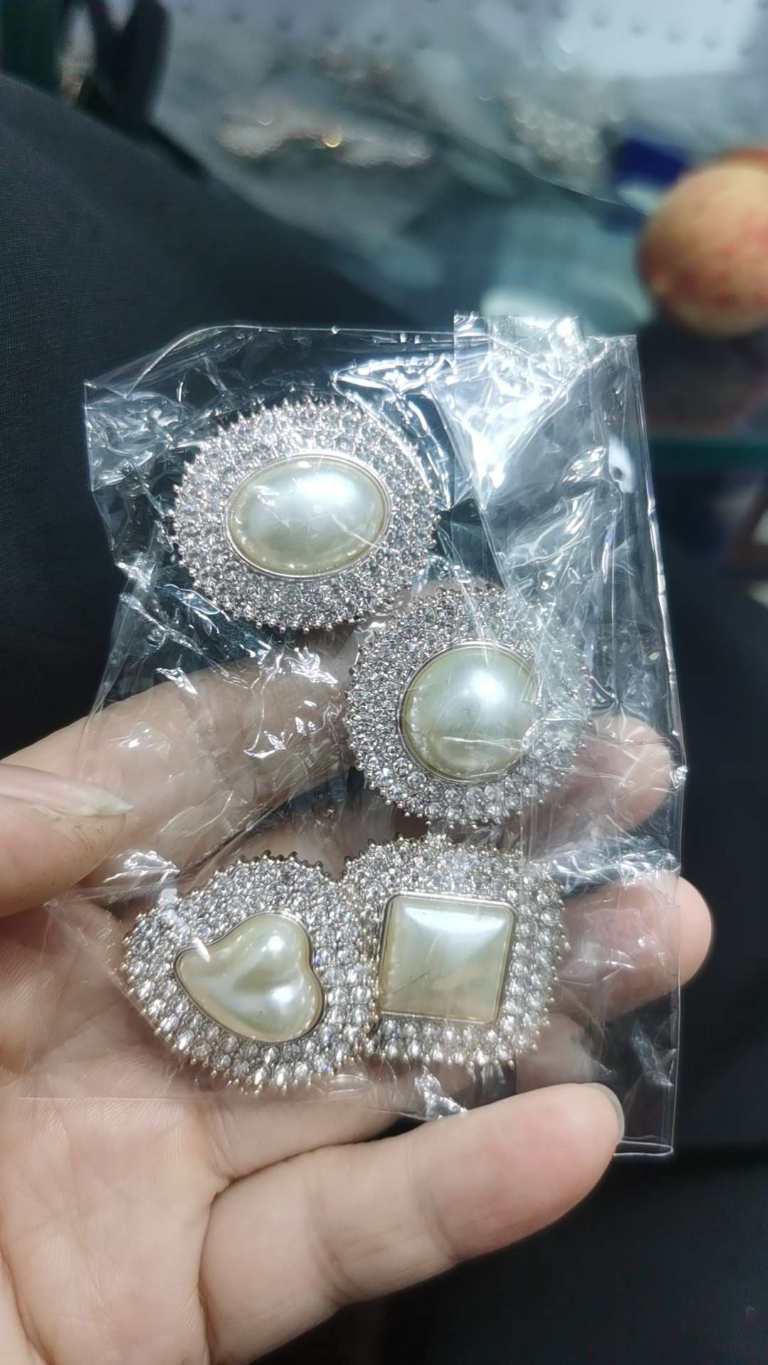 Beloved jewelry seamless rubber band, high elasticity Beloved jewelry seamless rubber band, high elasticity and good quality, factory direct sales 95 Application Scenario