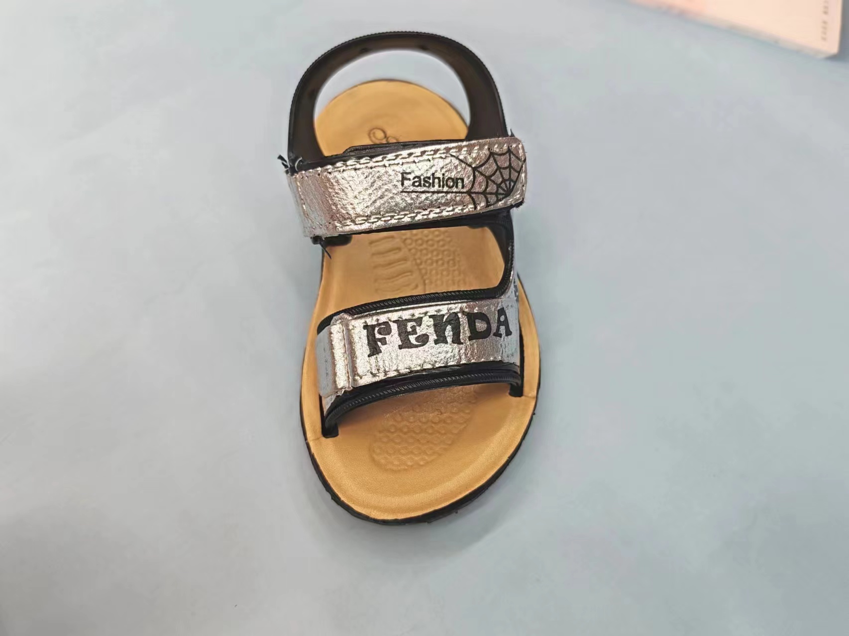 Children's fashionable summer sandals