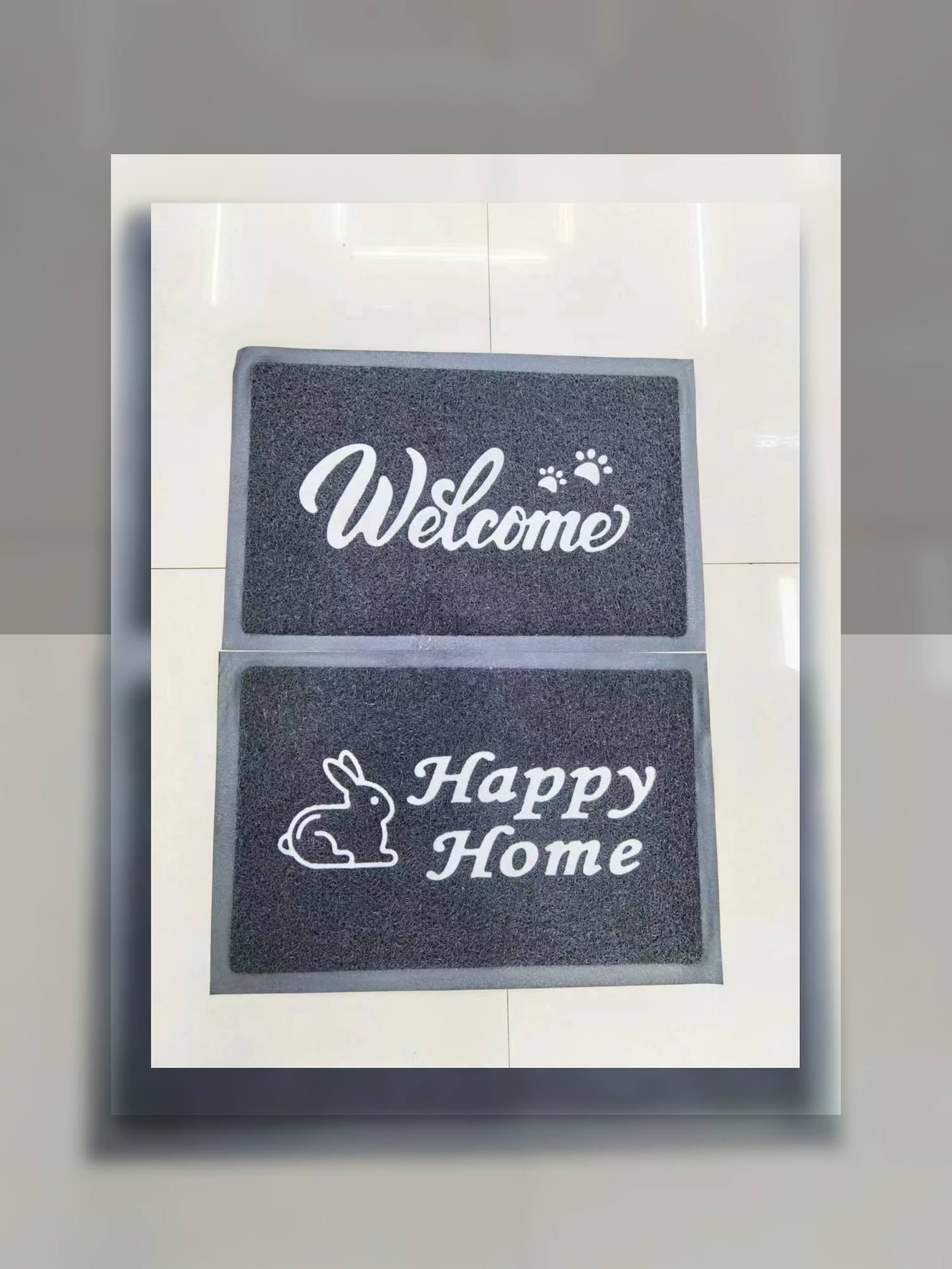 Thin black and gray brushed embossed anti-slip mat, floor mat, foot mat, anti-slip mat, door mat, bathroom mat, PVC floor mat for export. Product with various patterns and styles, can be mixed or packed separately. Size: 38*58cm Application Scenario