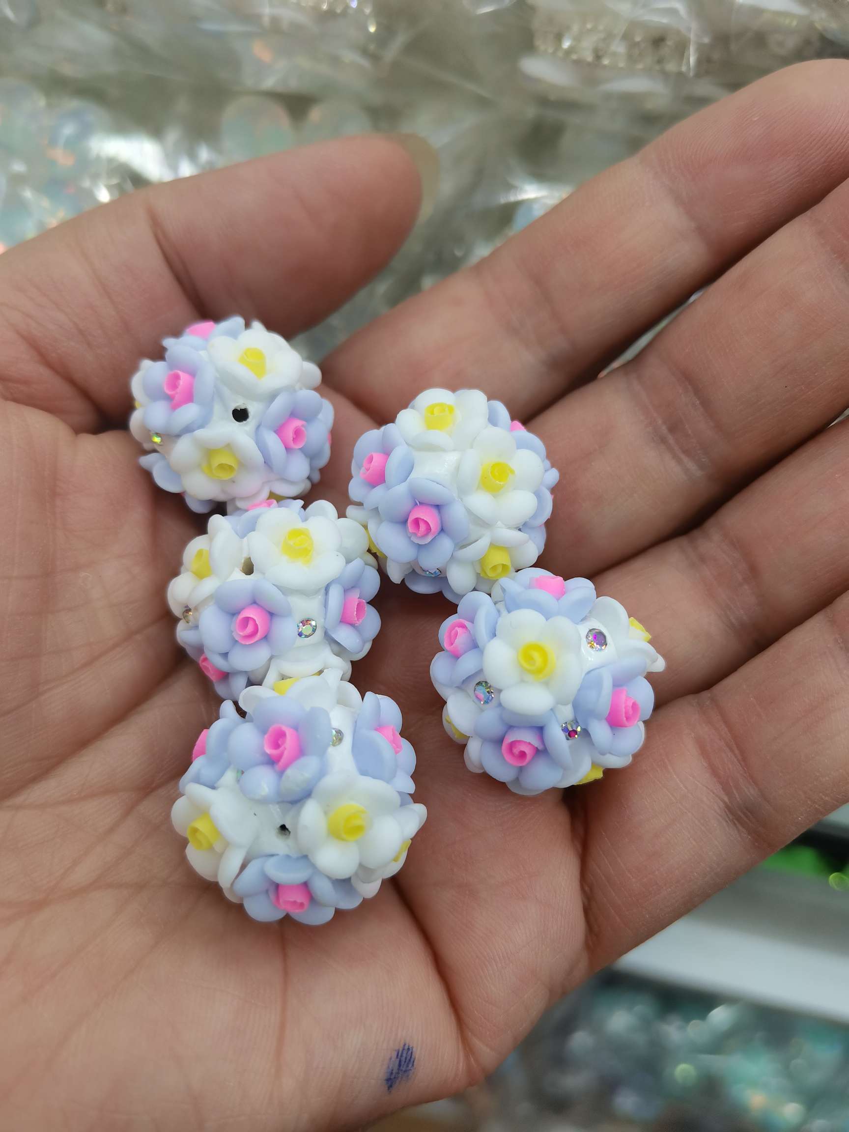 16N light blue resin two-color camellia ball accessory