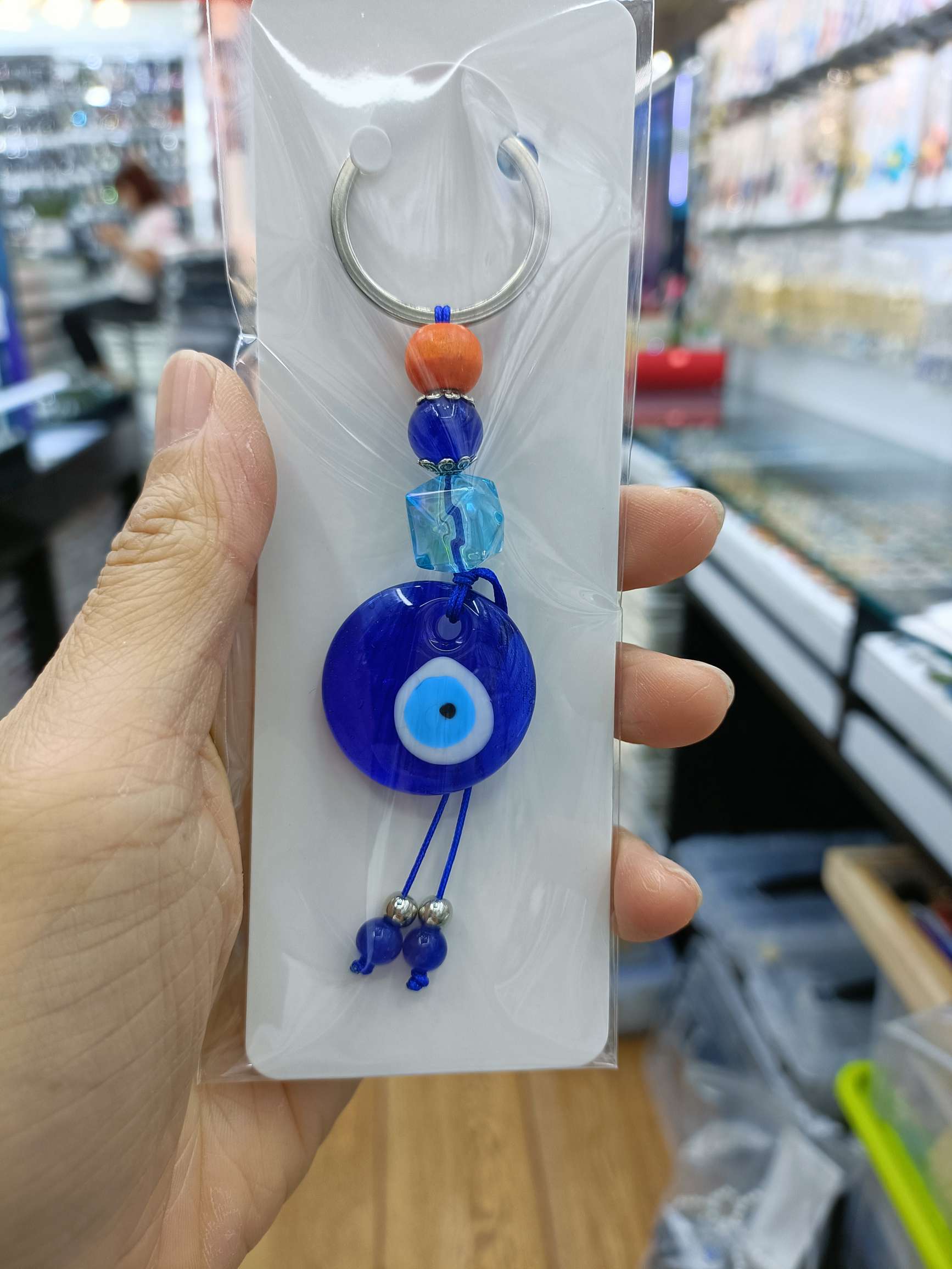 Creative gift cards, unique handicrafts, exquisite alloy keychains, carefully designed gift alloy keychains, alloy keychains