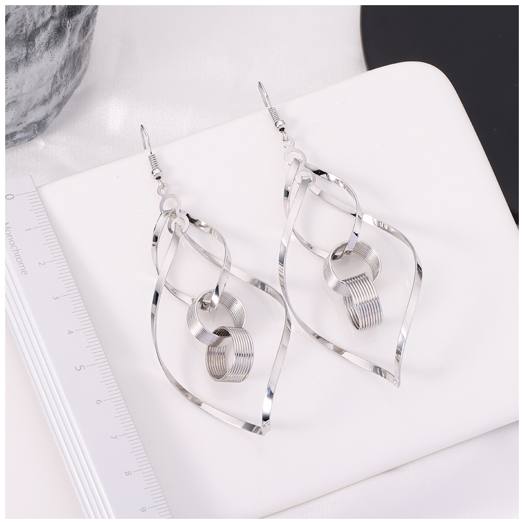[Multiple Models - Can Be Customized] Multi-Layer Twist Ring Europe, South Korea And South Korea Popular Ear Accessories Geometric Twist Strip Personality Long Exaggerated Cross-Border Domestic Sales Foreign Trade When Meida Jewelry Manufacturers Direct Sales Specification drawing