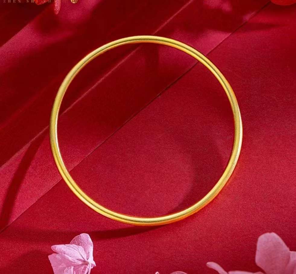 The unique design of the sand gold hand accessory bracelet is fashionable and versatile detail image 1