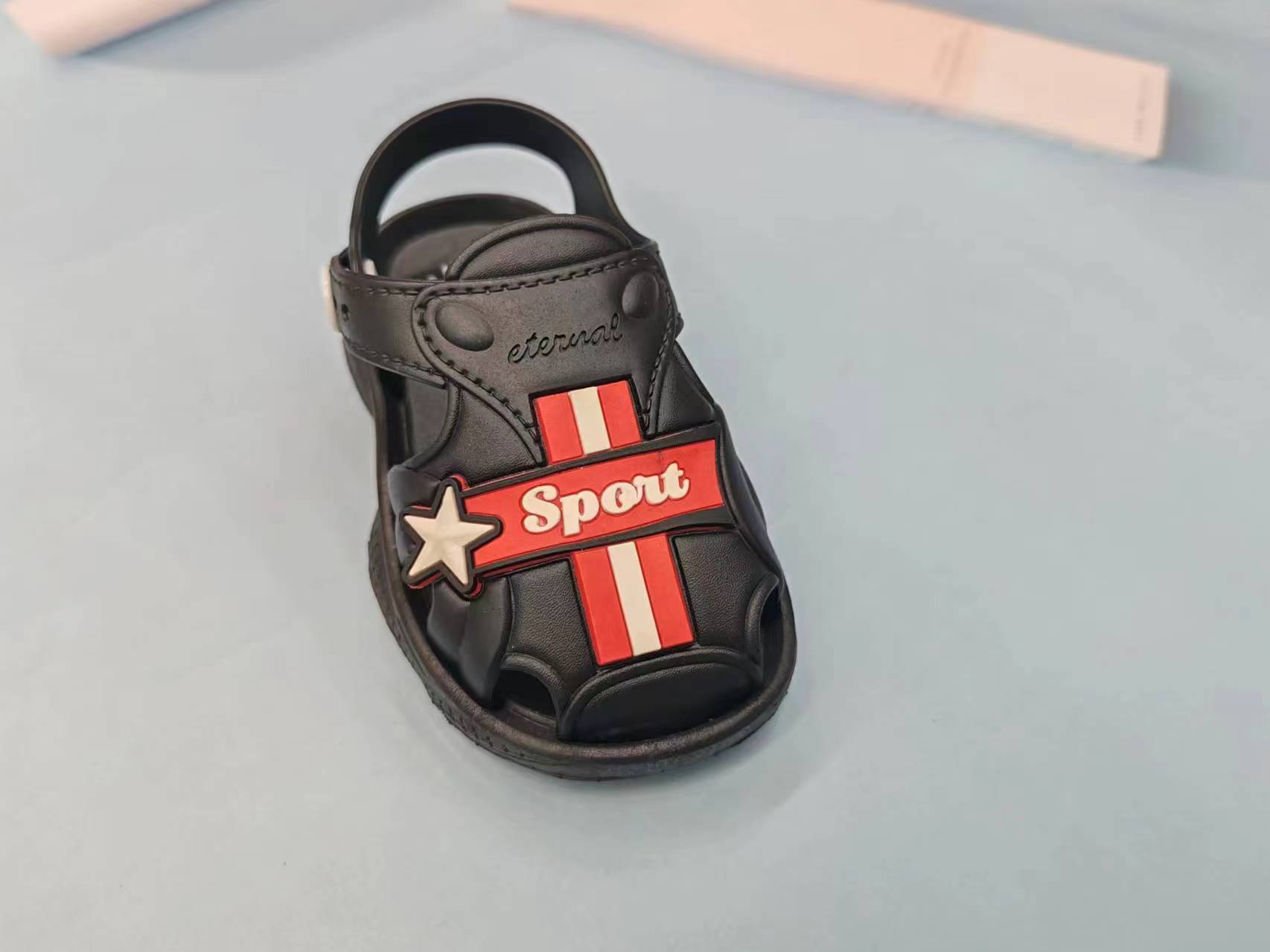 Children's sandals for summer 2024 with soft soles and breathability