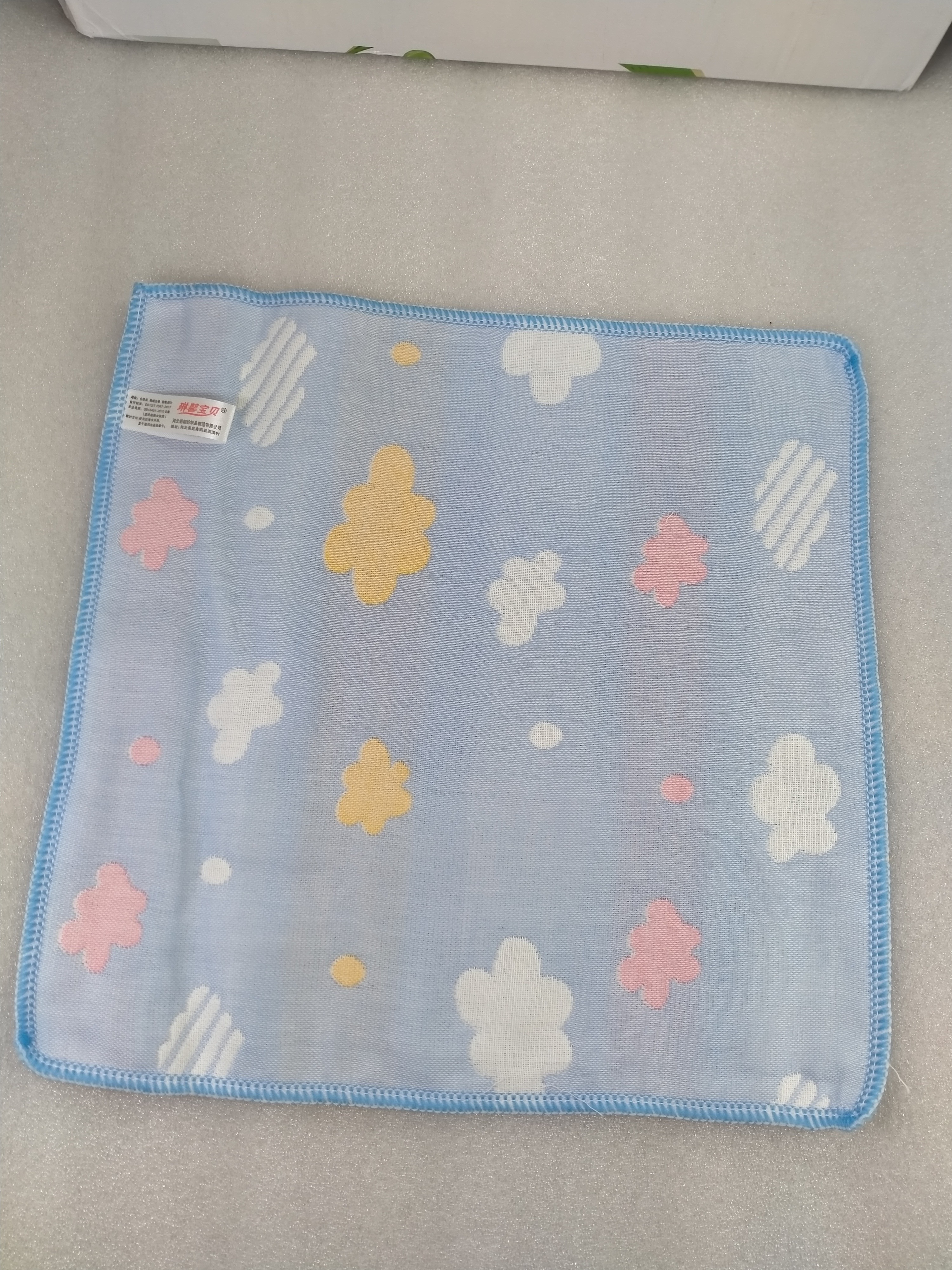 30*30cm纯棉六层纱布花边方巾柔软吸水婴幼儿用品 详情2