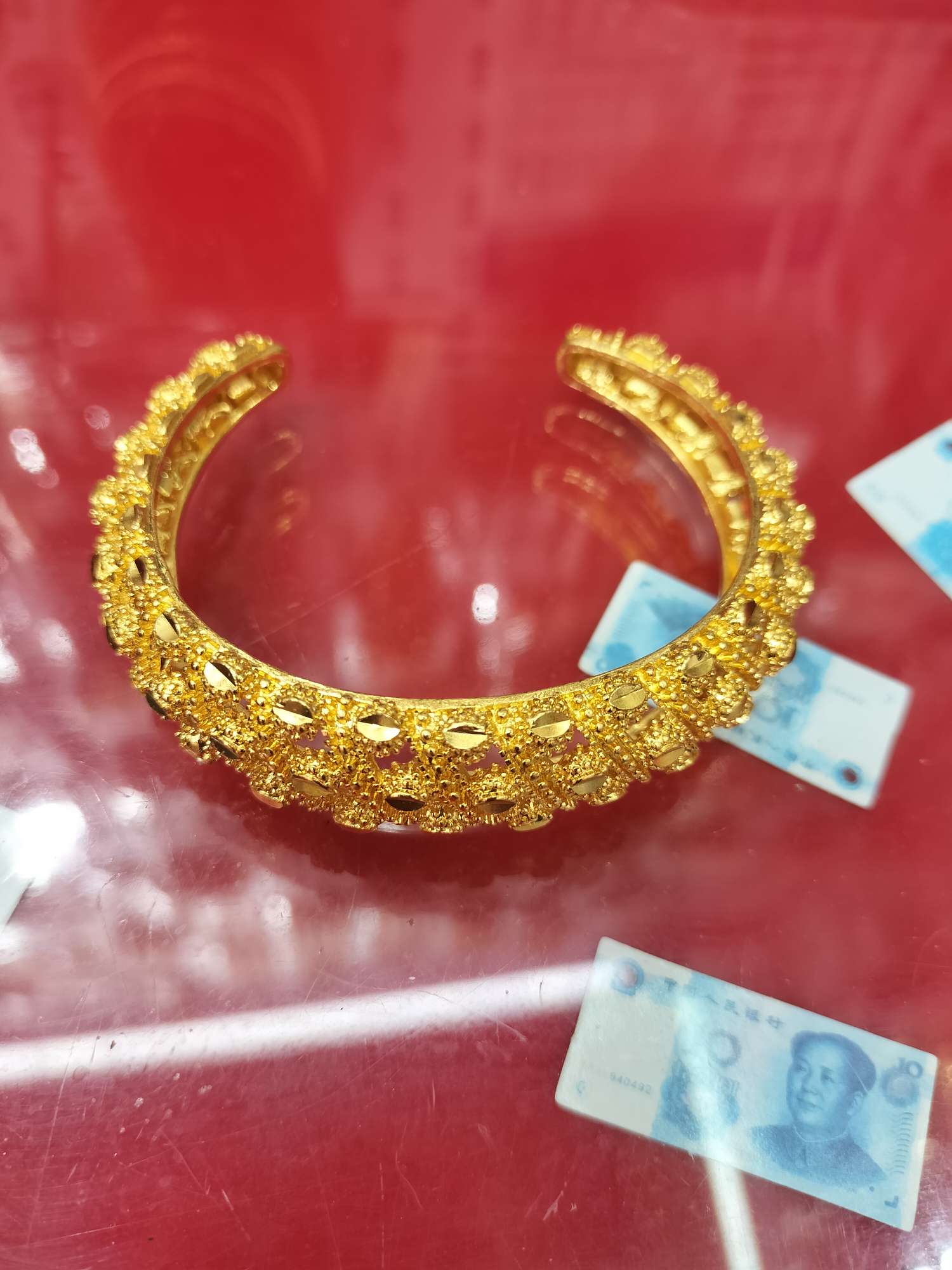 全铜手镯/独特设计/简约时尚/女士首饰/防褪色/耐磨耐久/优质手镯产品图