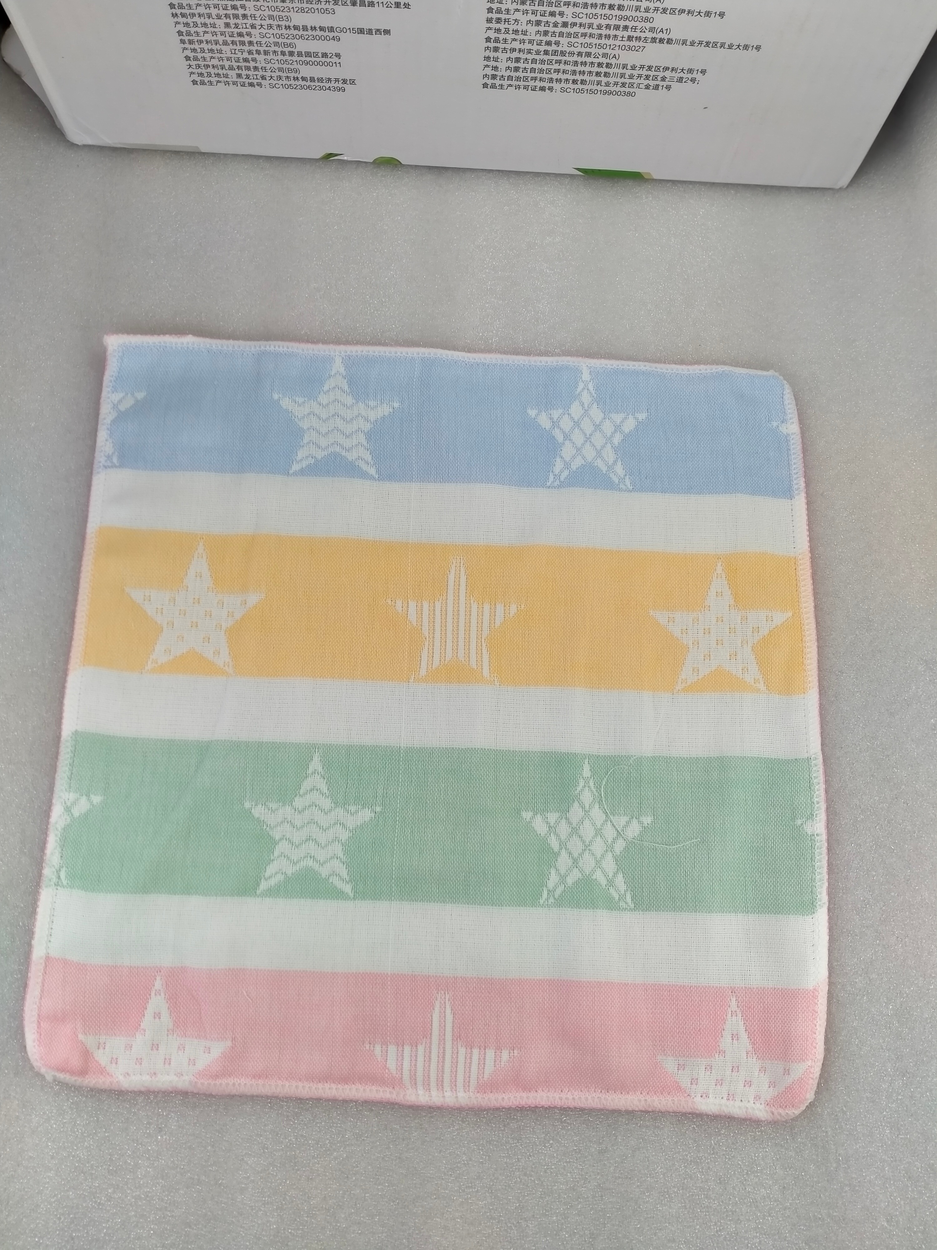 30*30cm纯棉六层纱布花边方巾柔软吸水婴幼儿用品 详情8