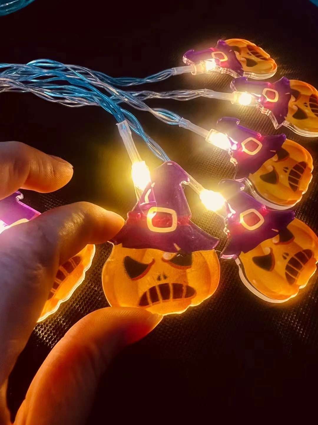 Other LED series products: Modern and simple lighting fixtures, energy-saving and environmentally friendly, high-brightness LED lamps, high-quality lighting solutions Application Scenario