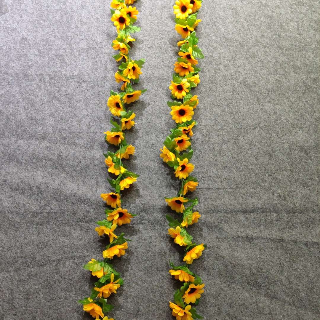 Artificial rose vines, artificial flower vines, air conditioning pipes blocking the living room ceiling decoration, plastic vines entwining plants detail image 7