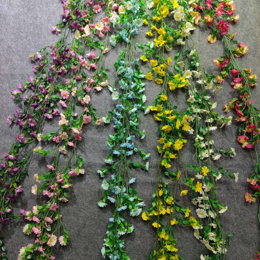 Artificial rose vines, artificial flower vines, air conditioning pipes blocking the living room ceiling decoration, plastic vines entwining plants