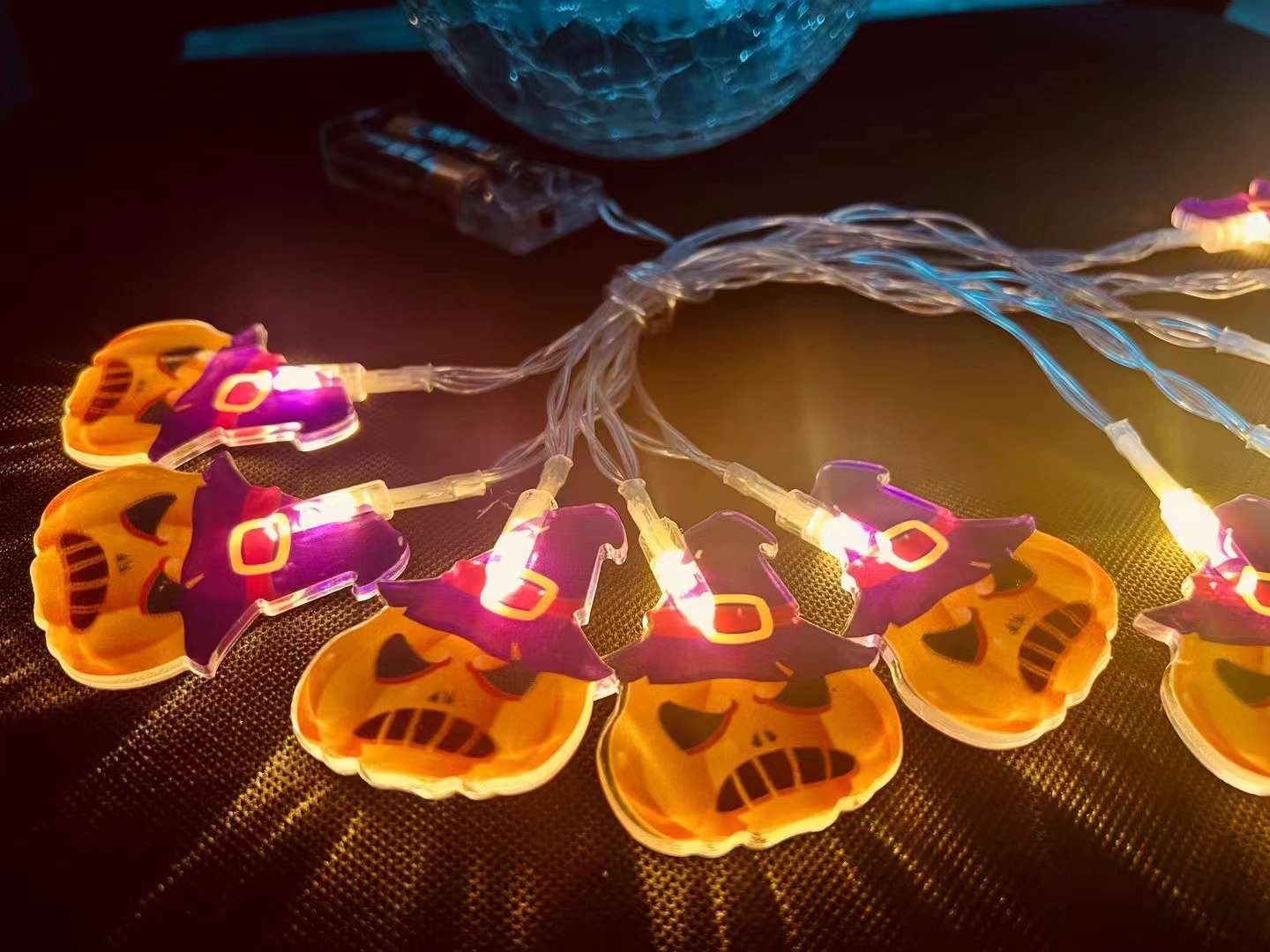 Other LED series products: Modern and simple lighting fixtures, energy-saving and environmentally friendly, high-brightness LED lamps, high-quality lighting solutions details Picture