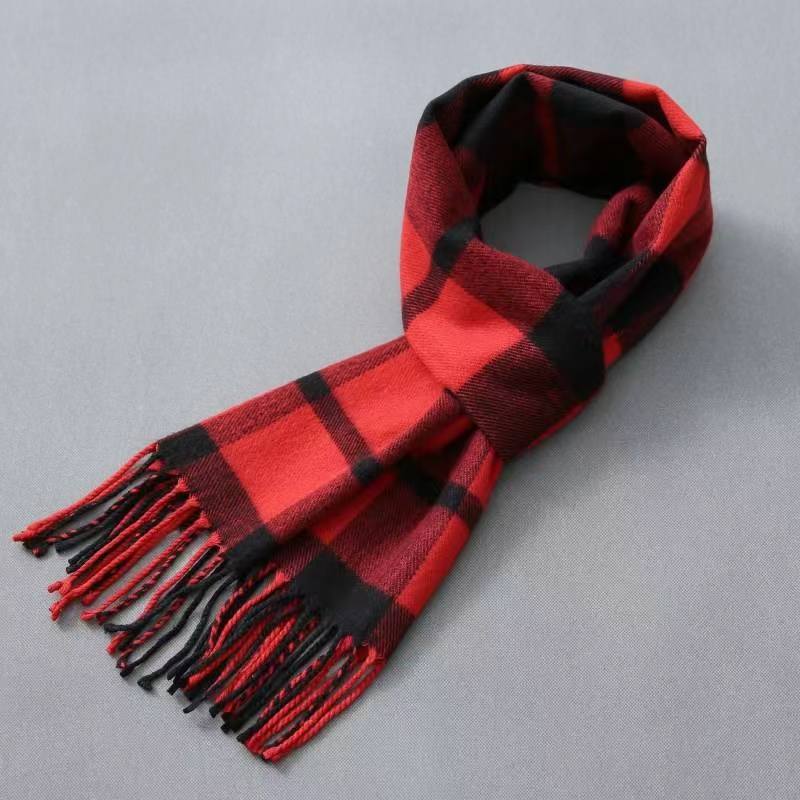 New thickened scarf for warmth, a faux cashmere scarf with a checkered neck