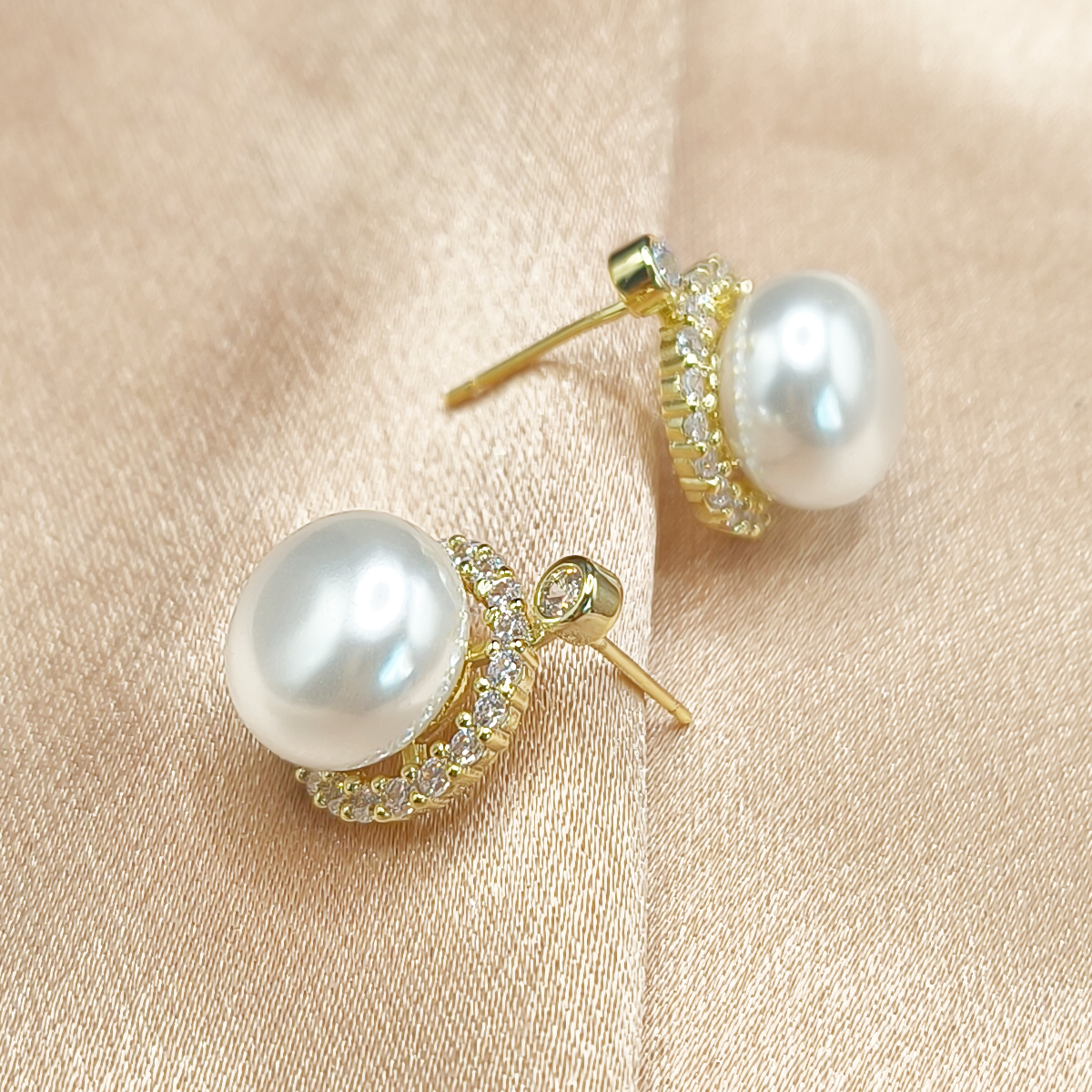 饰品/耳饰/耳钉/福多拉饰佳/珍珠饰品细节图