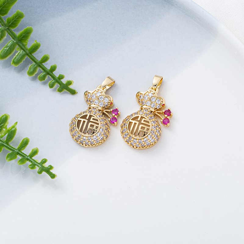 New style lucky bag, money bag, zircon small red corundum pendant, women's necklace, 18K real gold color retention, electroplated copper base, exquisite collarbone chain, direct sales from the popular factory