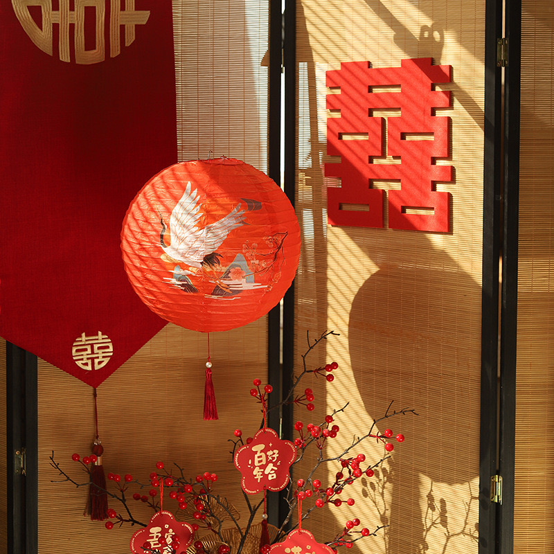 Paper lanterns with the characters "happiness" and "blessing" for wedding decoration, ancient-style and trendy hanging ornaments, and popular Chinese-style wedding photo props Specification image