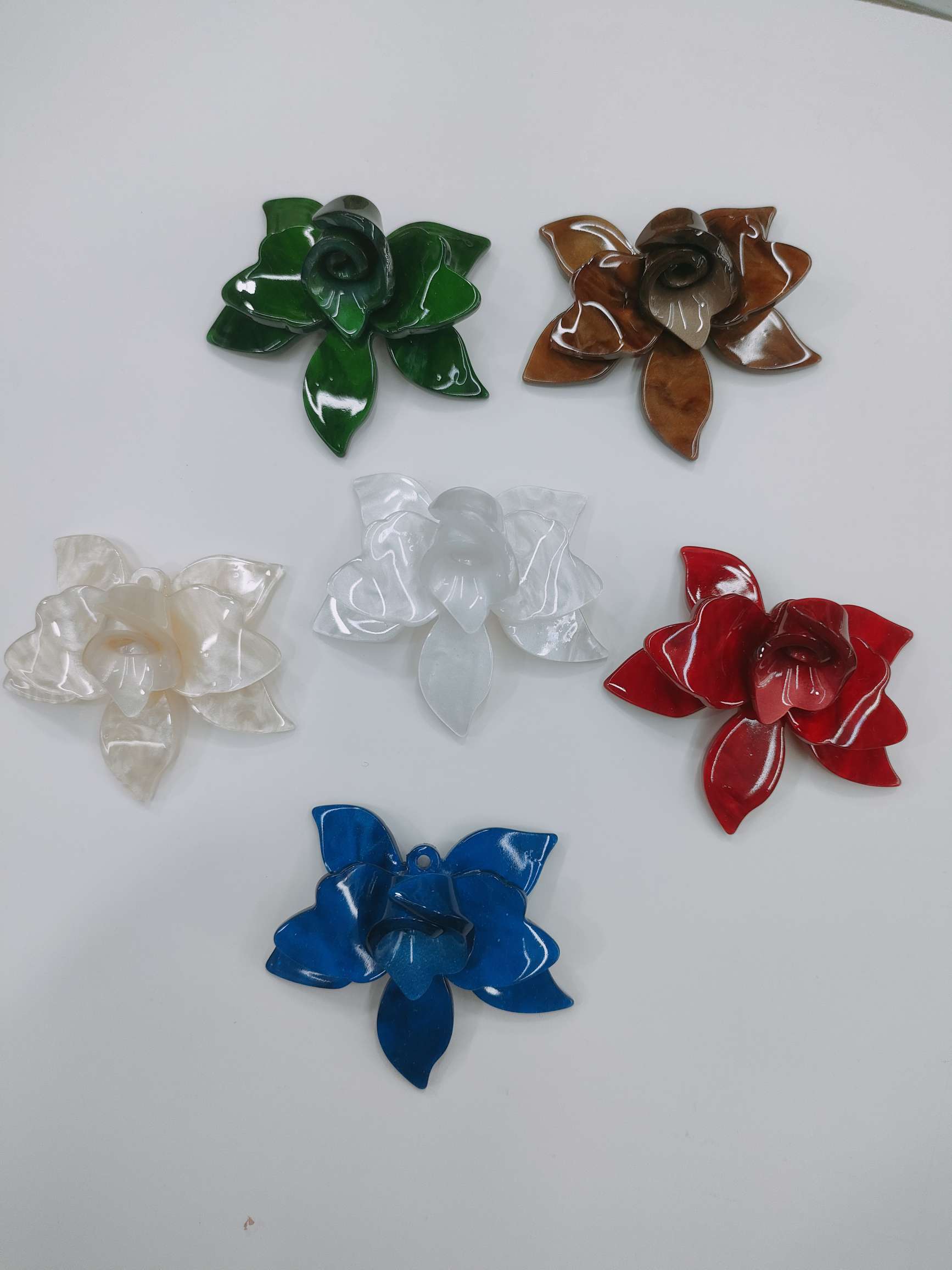 diy earrings, earrings, hairpins, headwear and accessories with exaggerated petal designs and a unique charm details Picture