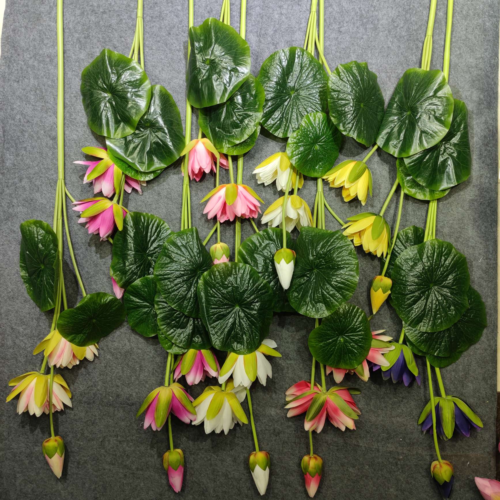 Single-piece artificial lotus flower, lotus leaf and lotus leaf bouquet, small artificial plastic flower, lotus flower and lotus leaf integrated decorative bouquet detail image 15