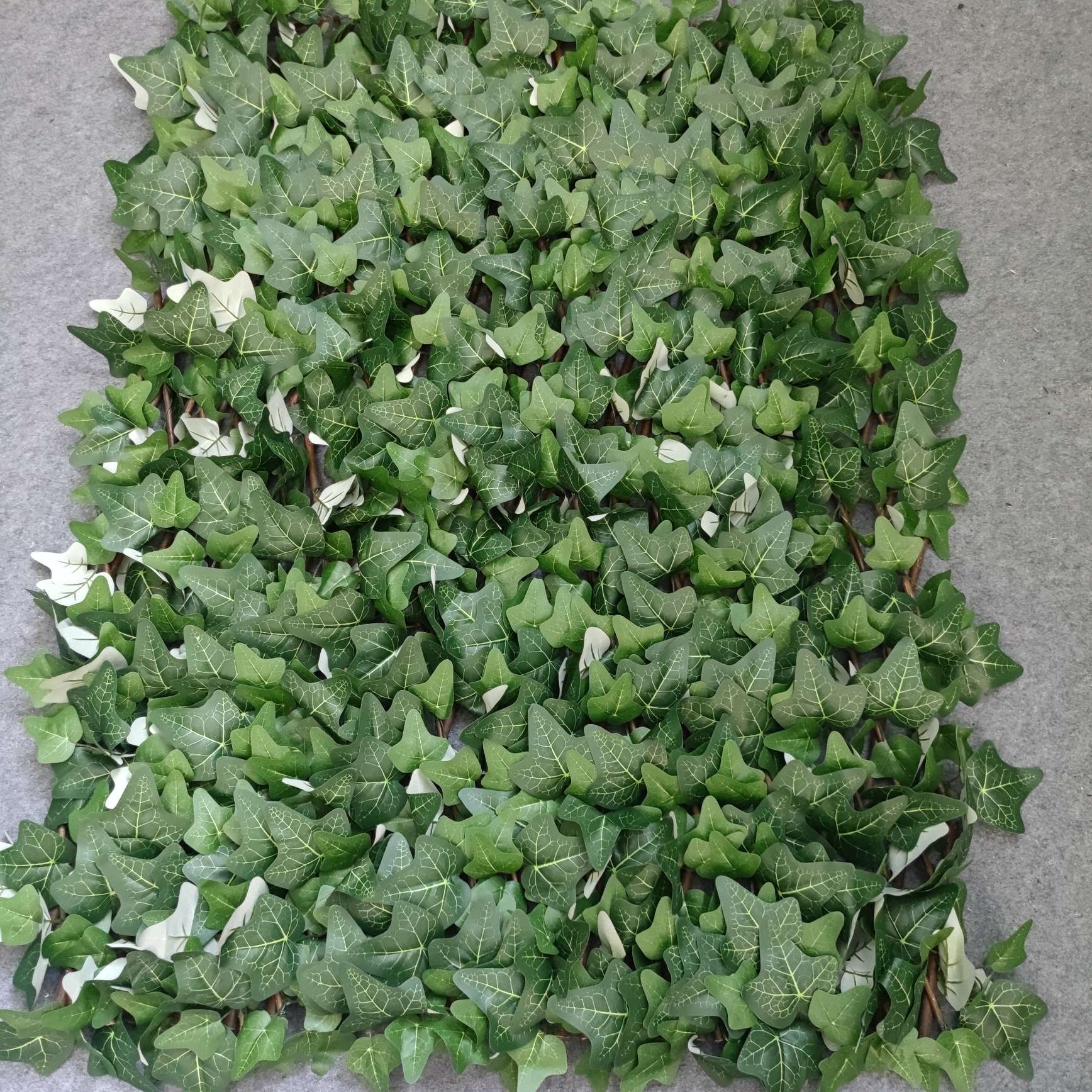 Plastic simulation fence net, leaf balcony fence, simulation plant vine, courtyard decoration, artificial fence and guardrail detail image 15