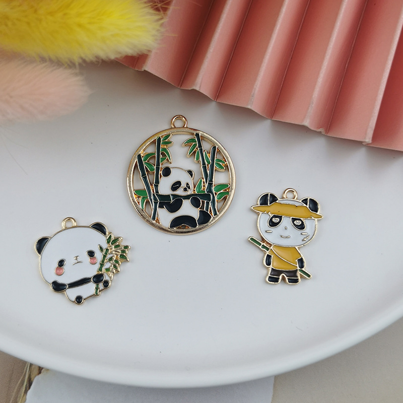 diy饰品配件合金滴油圆形吊坠 呆萌竹子大熊猫耳环项链手工材料