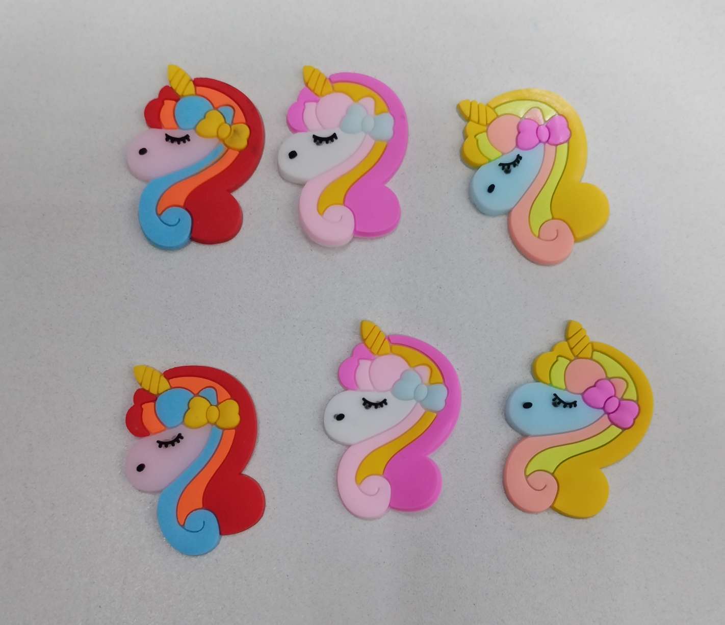 Cartoon unicorn rainbow note soft rubber accessories, DIY jewelry semi-finished product accessories, cream rubber crocs decoration, PVC soft rubber diy handcrafted material jewelry, creative diy accessories details Picture