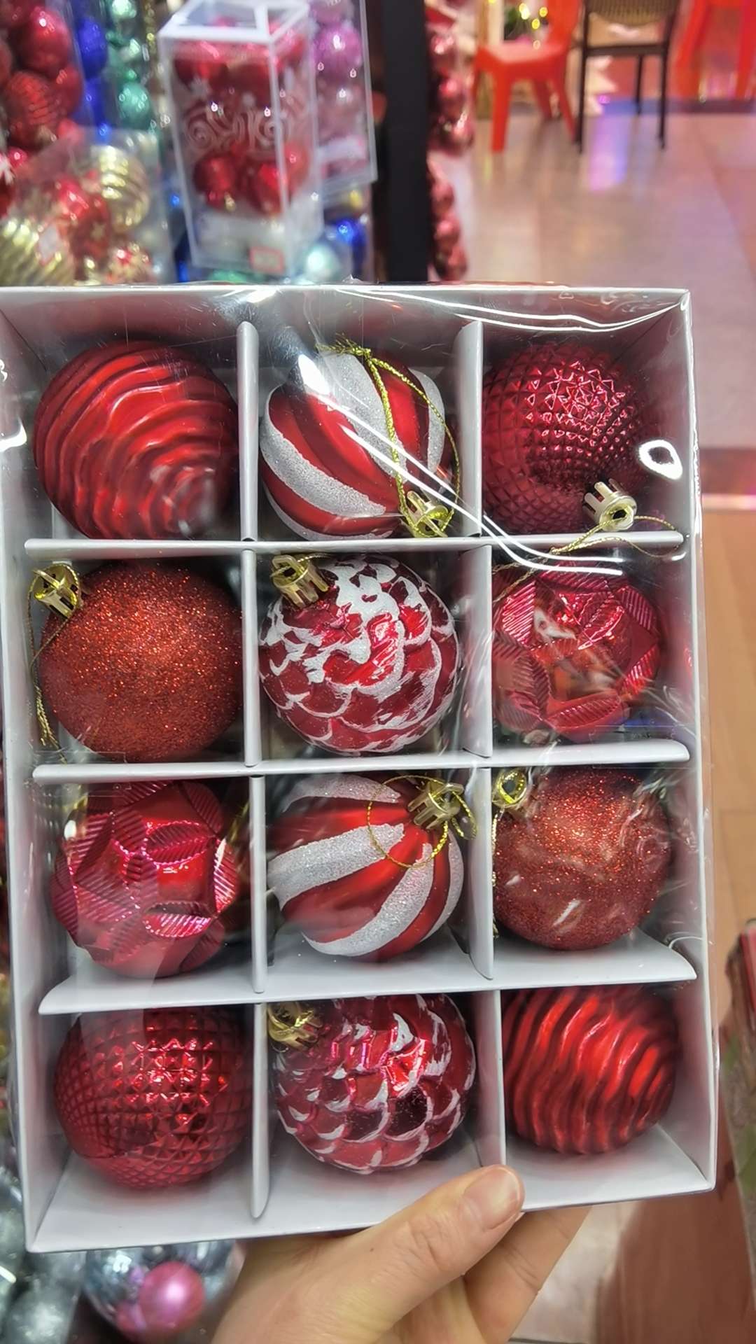 工艺品烛台 圣诞节日葡萄串挂饰 仿真摇摆莲花灯 牙买加冰箱贴 精致地球仪 礼品塑料工艺品集合圣诞节日葡萄串挂饰