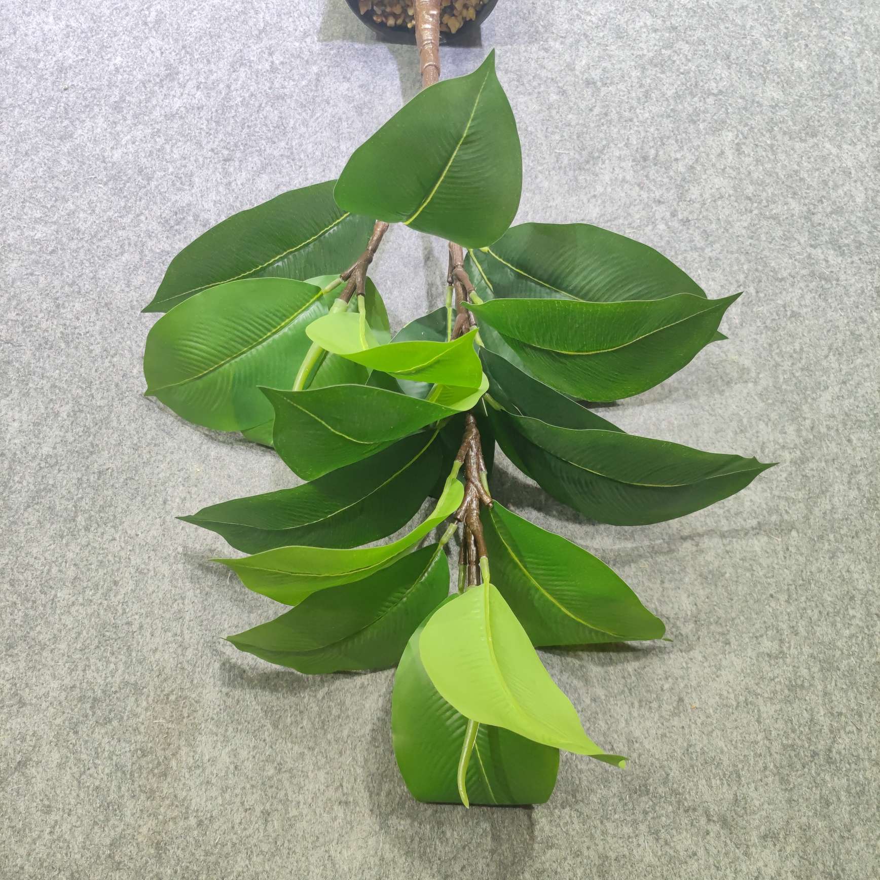 Wholesale of artificial plant artificial leaves, office and home artificial leaf DIY background wall decoration detail image 13