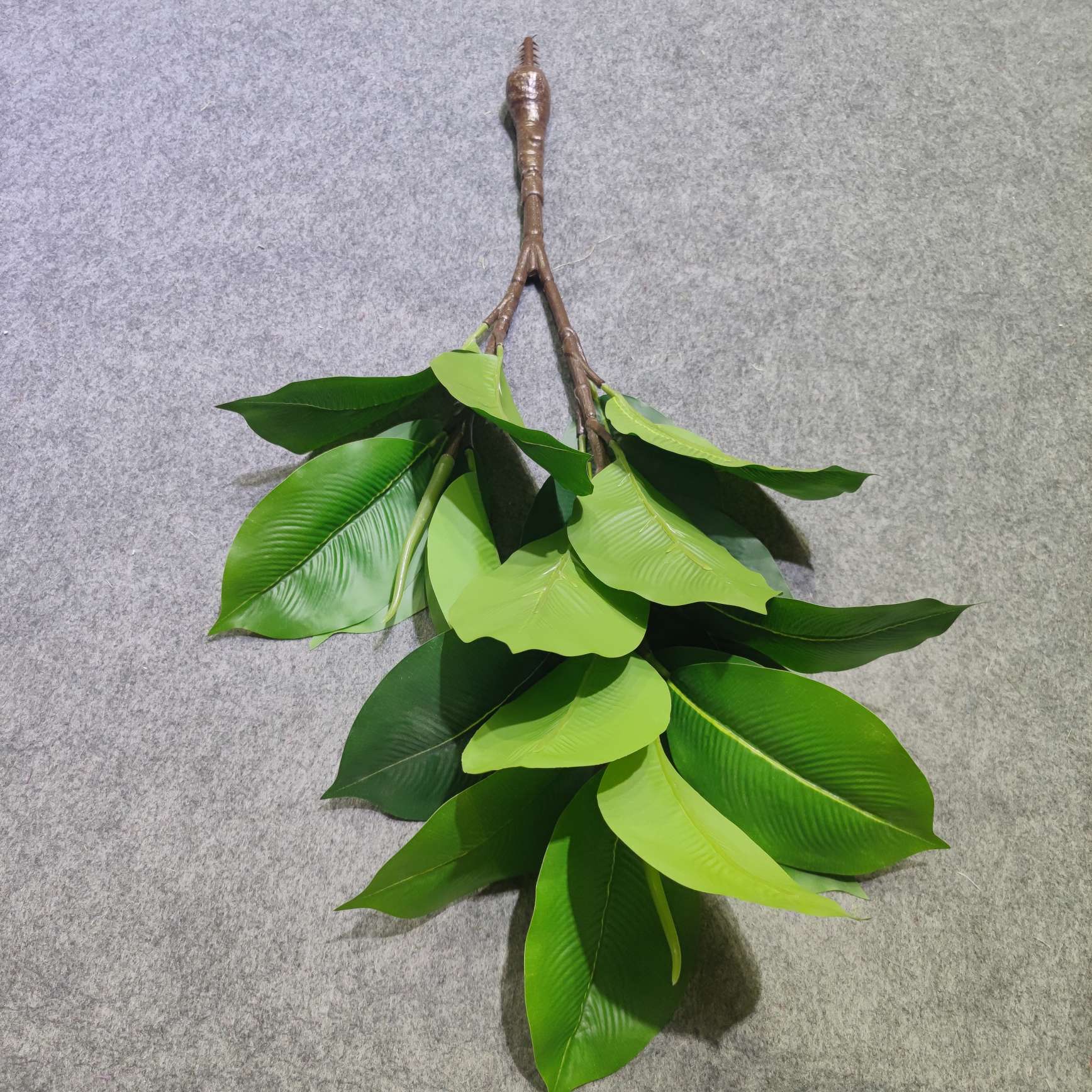 Wholesale of artificial plant artificial leaves, office and home artificial leaf DIY background wall decoration Item Picture