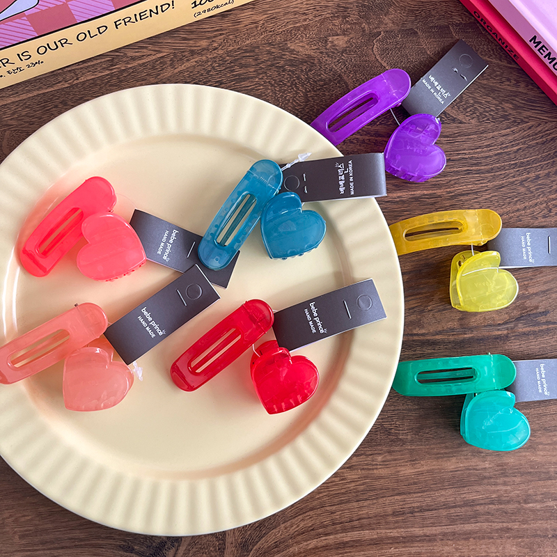 发夹/发饰/创意饰品/鲨鱼夹/夹子白底实物图