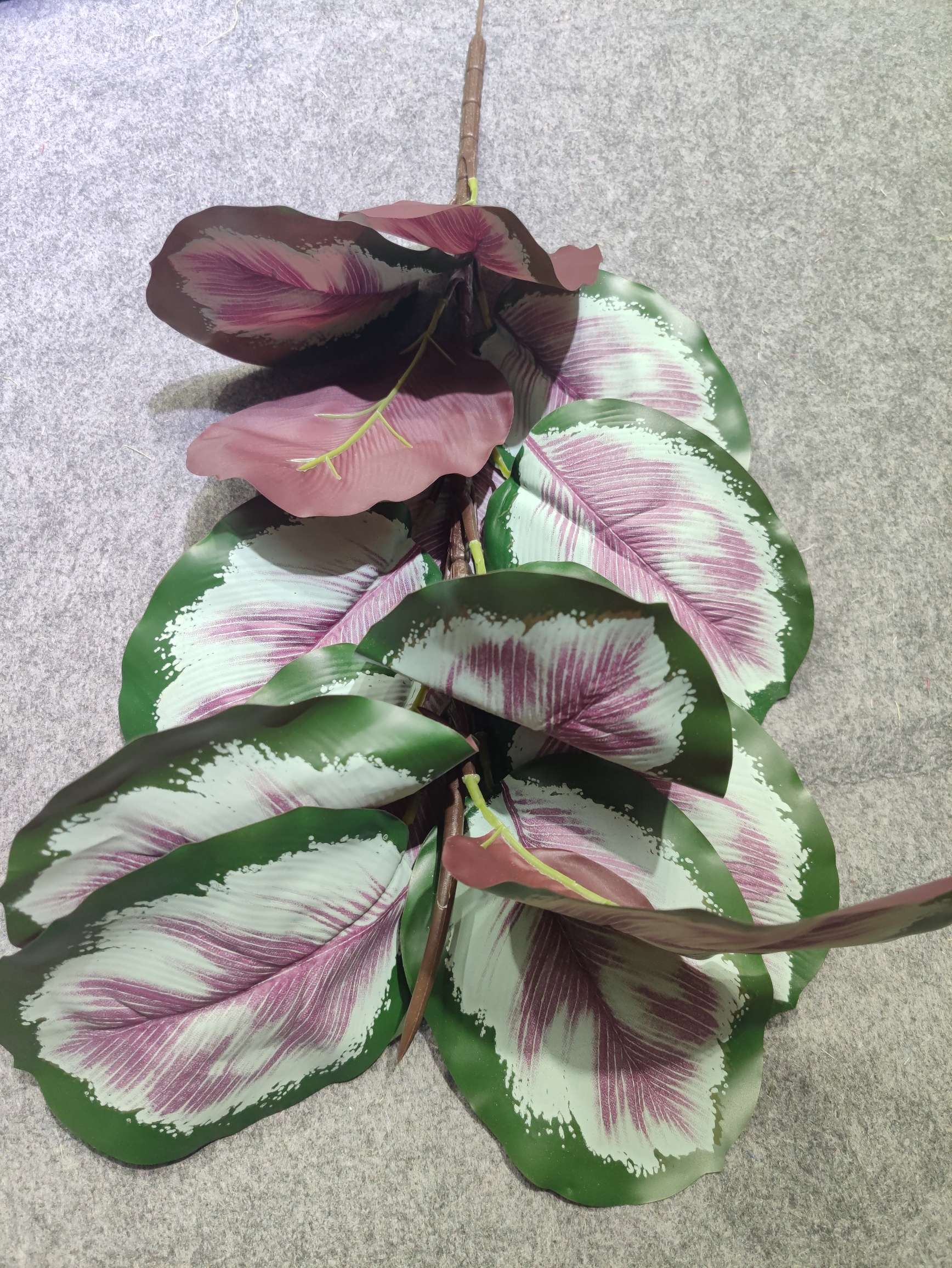 Wholesale of artificial plant artificial leaves, office and home artificial leaf DIY background wall decoration detail image 7
