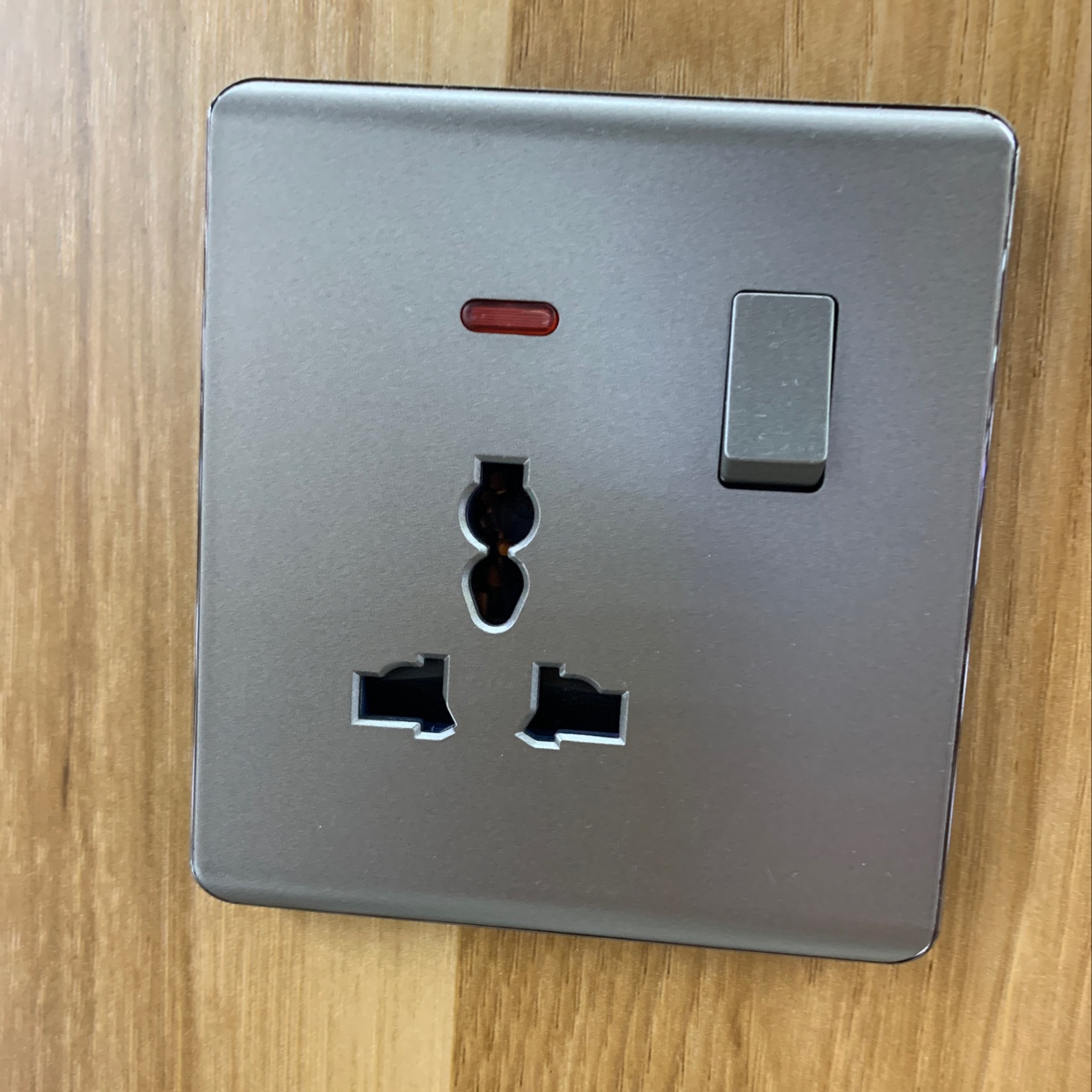 电气/照明白底实物图