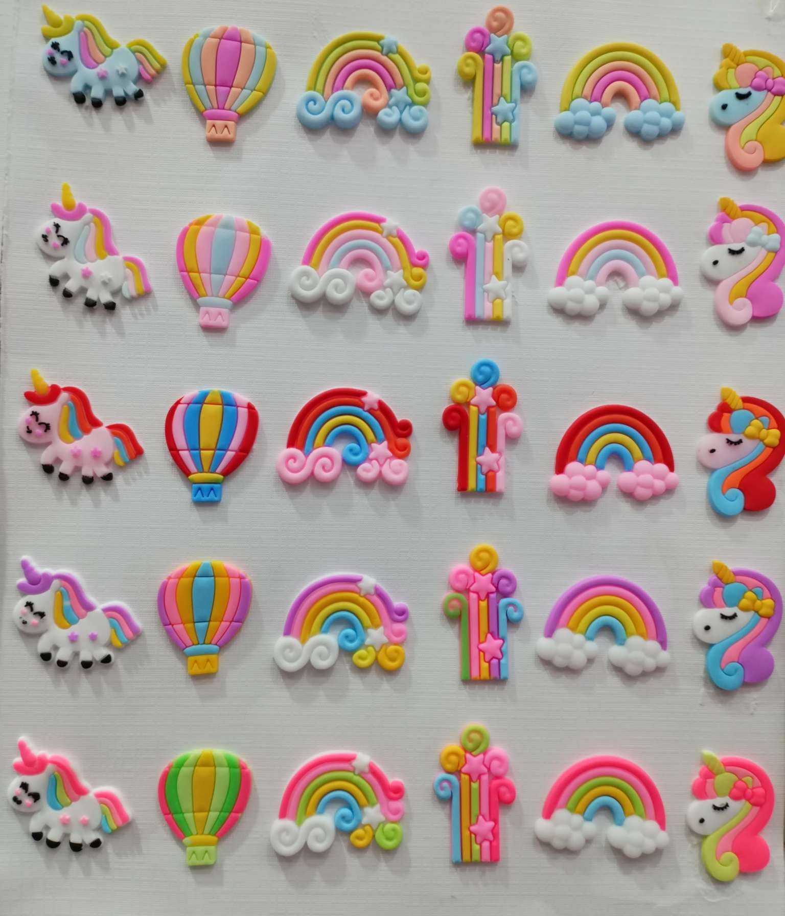 Cartoon unicorn rainbow note soft rubber accessories, DIY jewelry semi-finished product accessories, cream rubber crocs decoration, PVC soft rubber diy handcrafted material jewelry, creative diy accessories