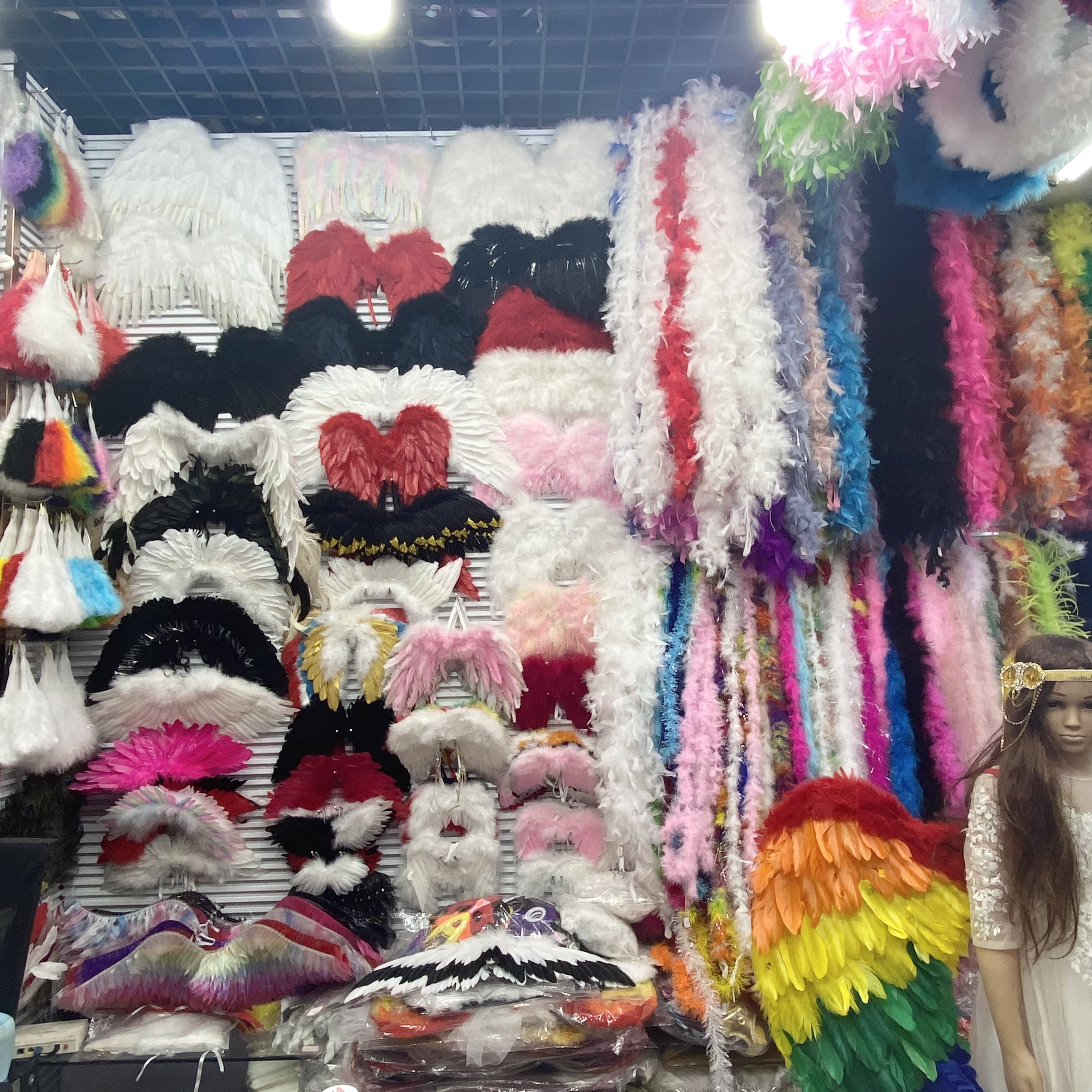 Pioneering feather craftsmanship describe pic - 2