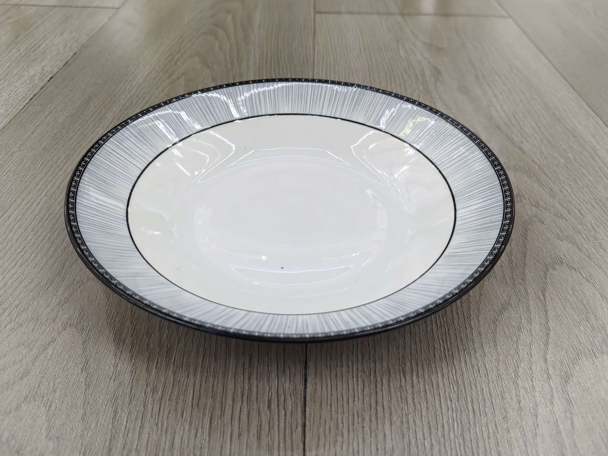 Daily necessities, tableware, plates and trays are multi-functional, practical and durable