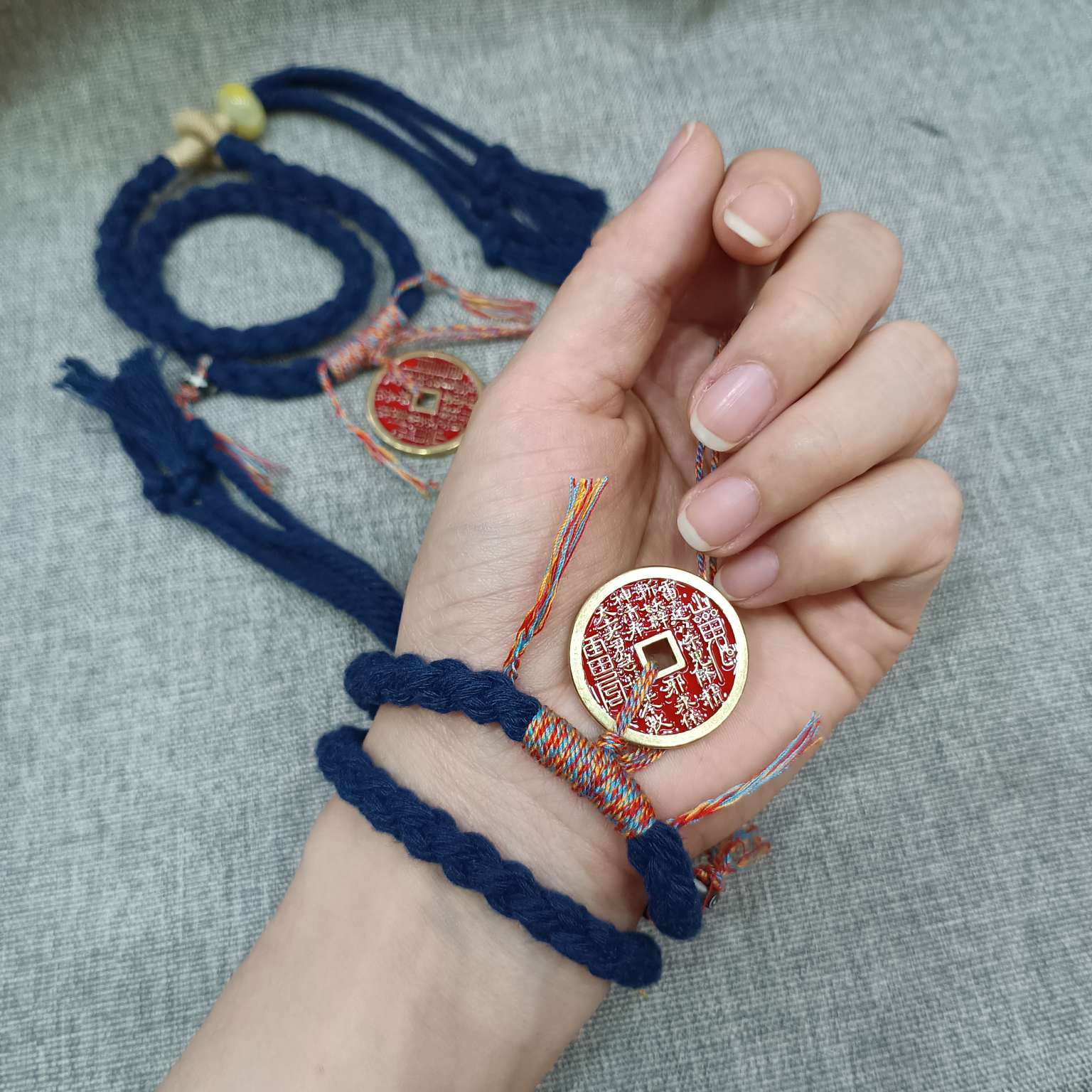 Bracelet, string, mountain ghost money, red copper money, jewelry, and InS-style lucky bracelet detail image 8