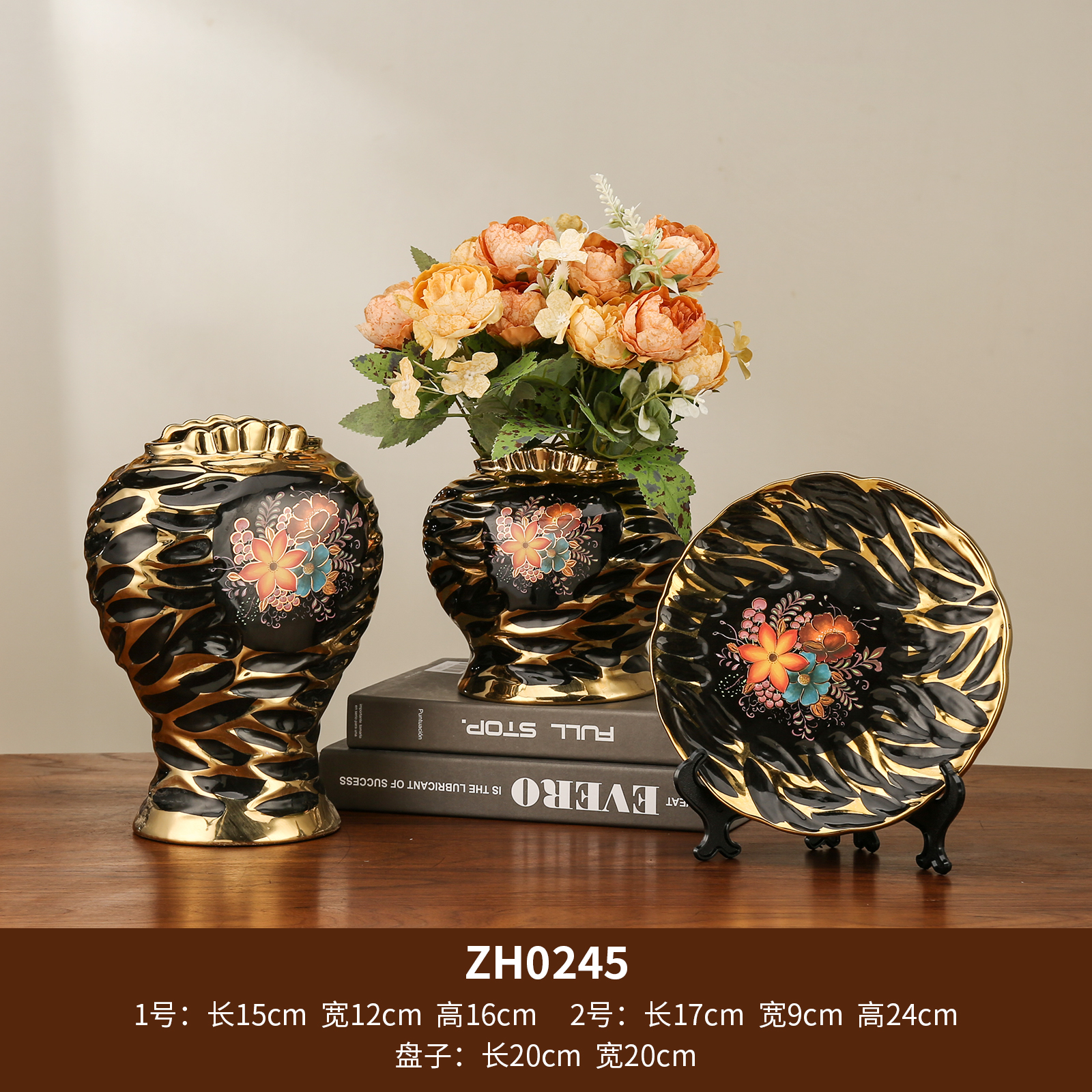 A new three-piece set of ceramic vases for display in the window, a handicraft vase Application Scenario