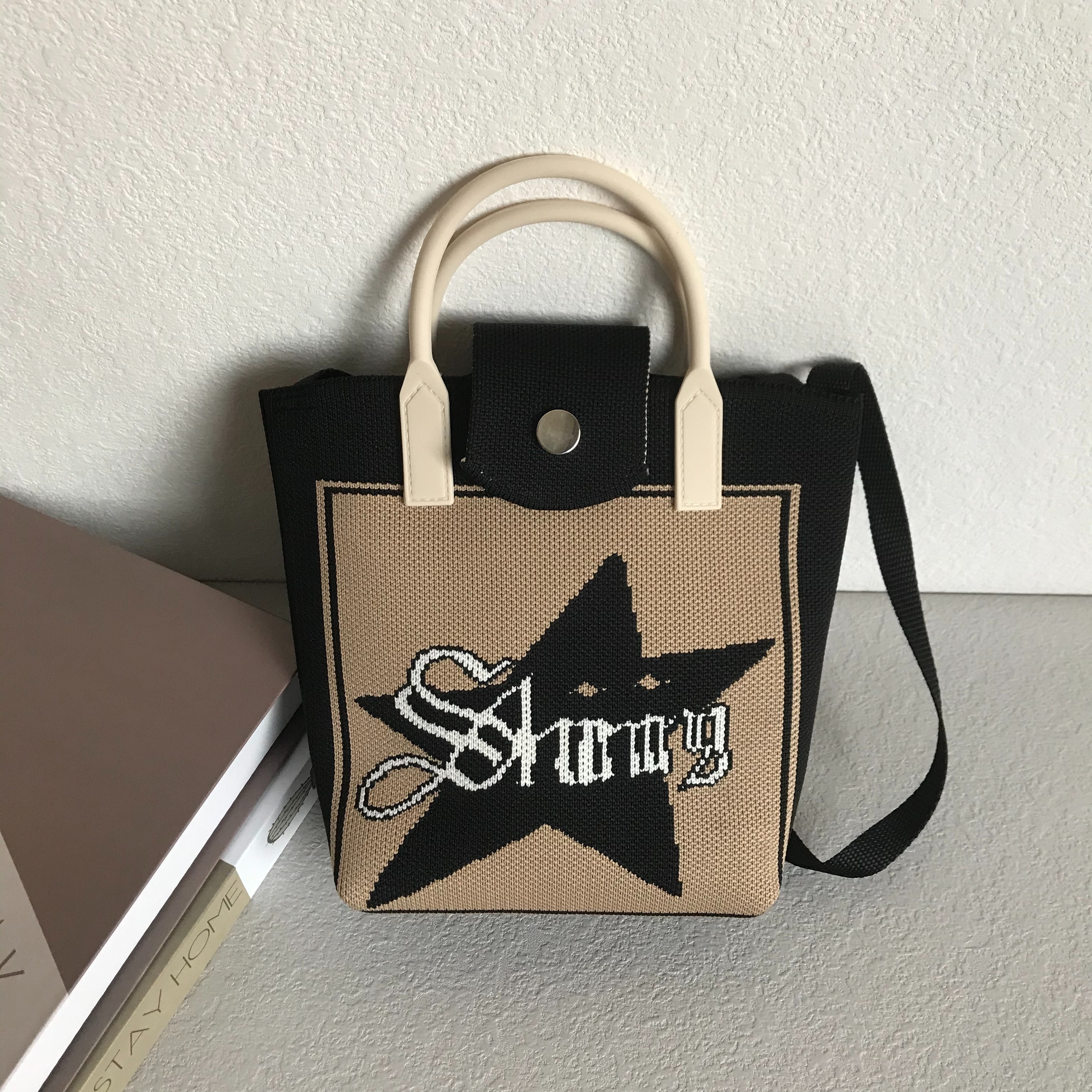 带盖手机包条纹拎包新款可拎手机包背心包，，托特包，针织包毛线包