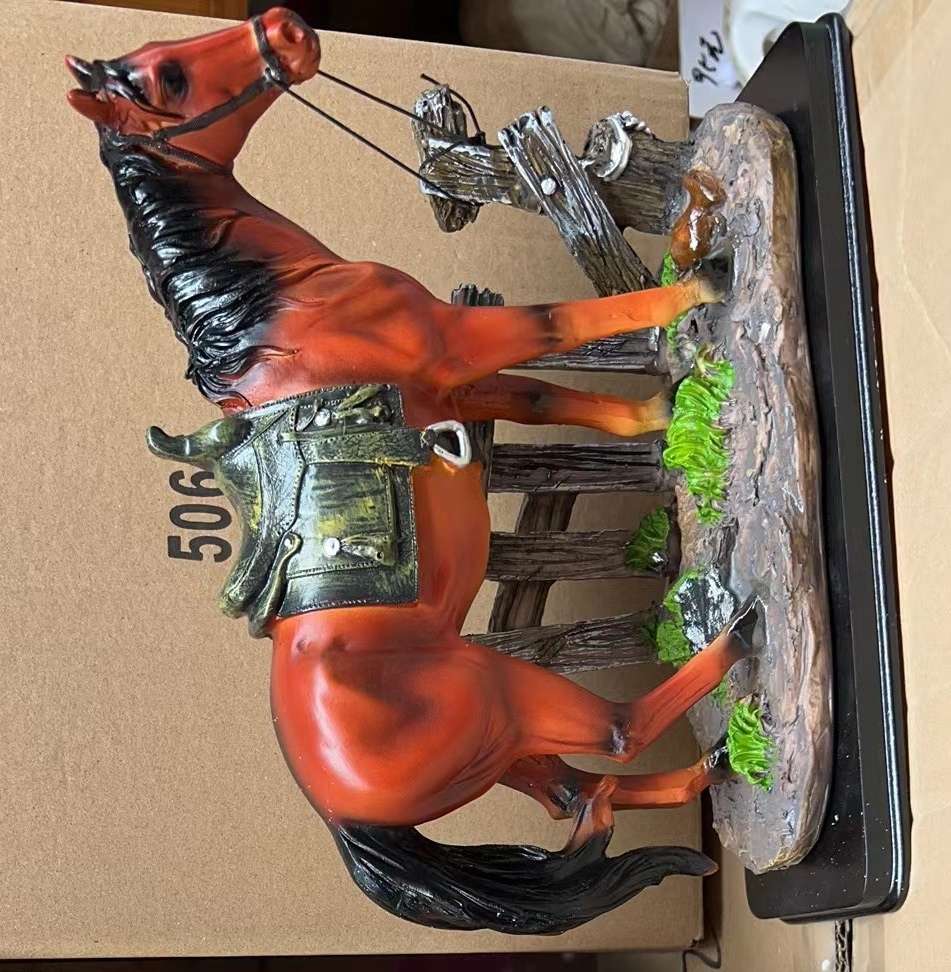 树脂马摆件，马到成功，马上发财