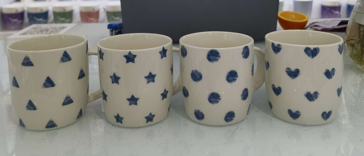 xb000291 blue and fresh geometric pattern ceramic cup