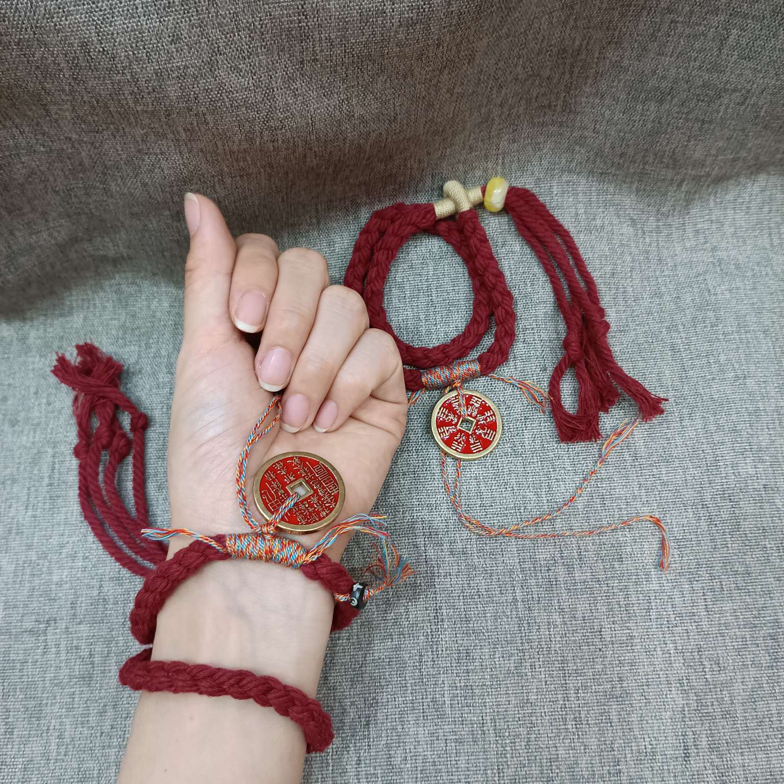 Bracelet, string, mountain ghost money, red copper money, jewelry, and InS-style lucky bracelet detail image 3