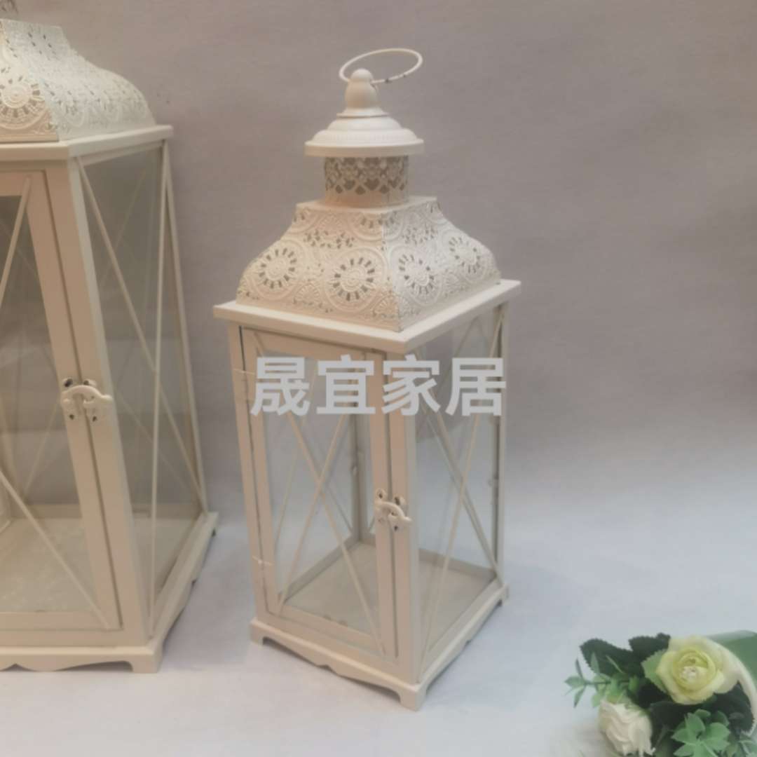 金属工艺品铁艺烛台  精致金属铁小烛台 艺术收藏品工艺品赠品铁艺烛台烛台细节图