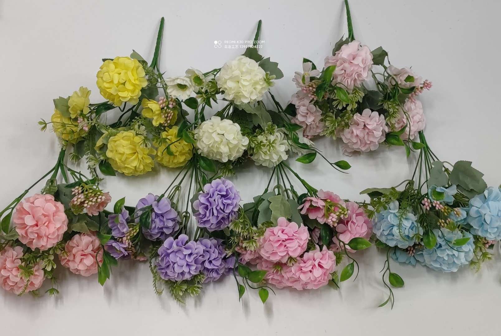 Three-headed Empress Rose wedding flower materials, artificial rose for home decoration, artificial flower ornaments, diy flower art, flower arrangement, silk flowers Application Scenario