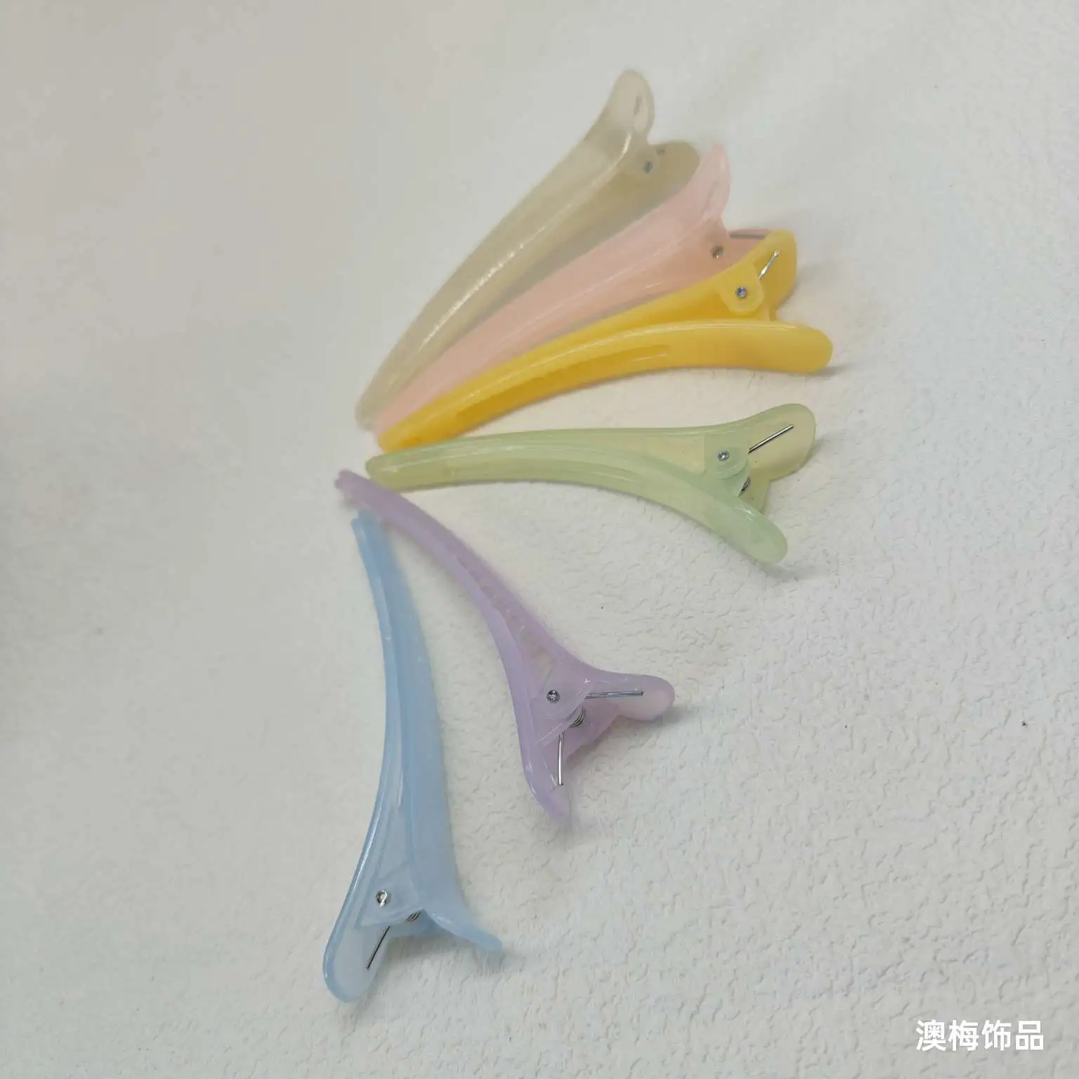 One-line clips, zonal clips, edge clips, duckbeak clips, adult hair clips, children's simple hair clips, face wash makeup plastic bangs clips, color 8cm transparent jelly clips detail image 6