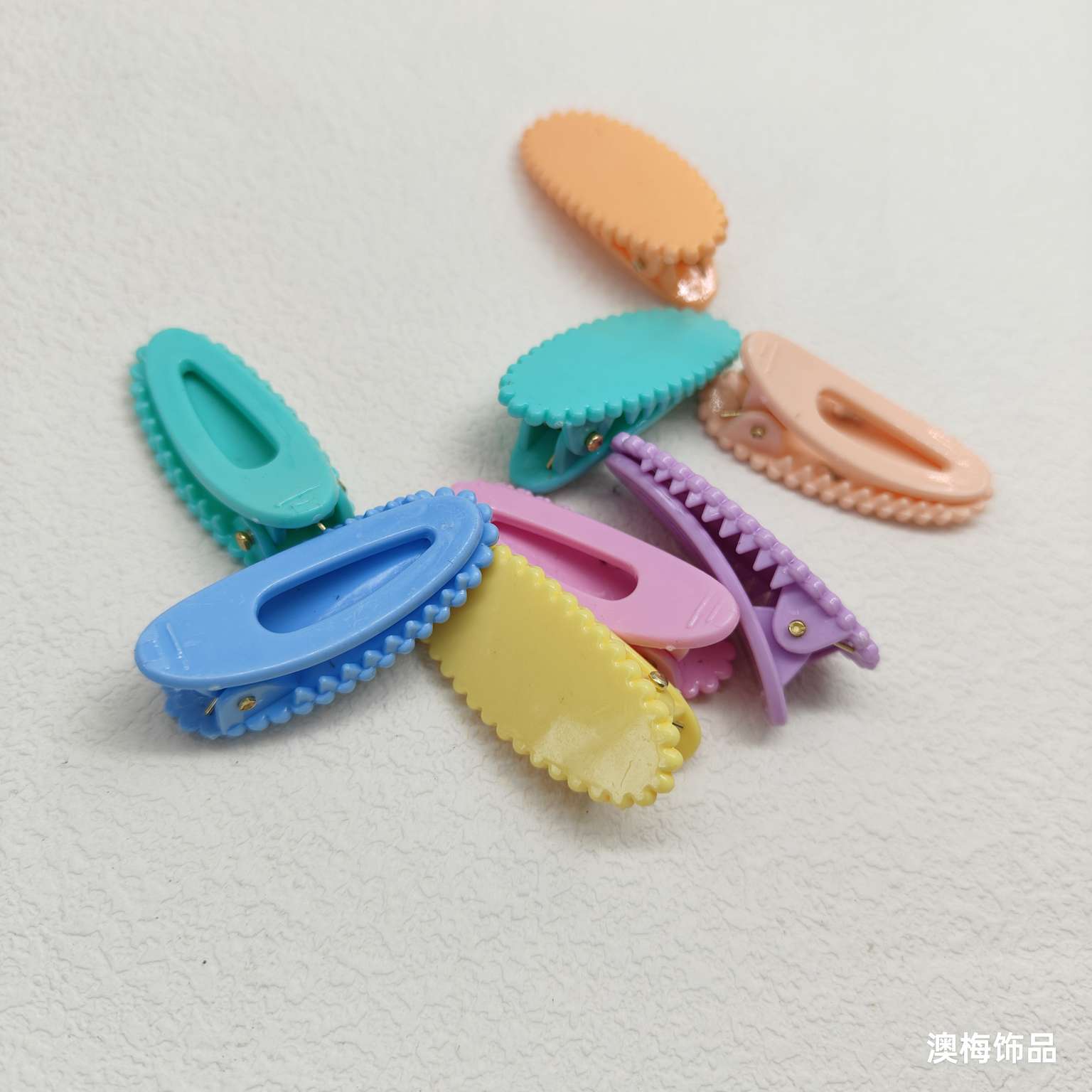 4 cm oval hair clips, solid color with lace, diy resin cream glue hair accessories, candy hair clips, factory direct sales detail image 3
